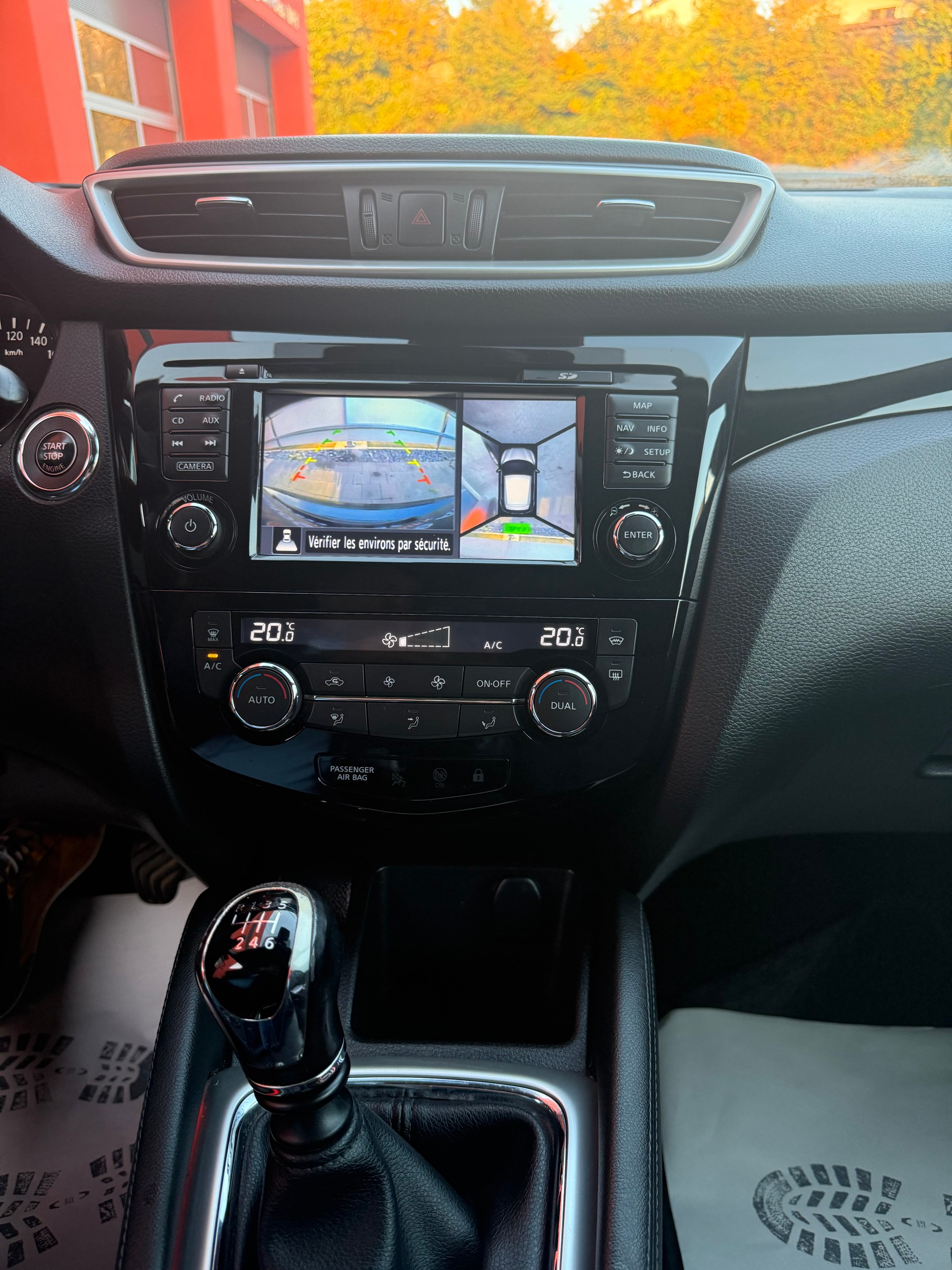 NISSAN Qashqai 1.6 dCi N-Connecta ALL-MODE 4x4-image-6