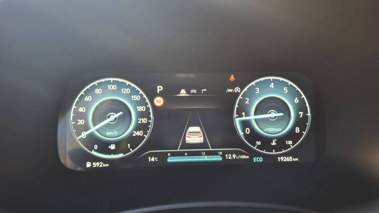 HYUNDAI i30 Wagon 1.5 T-GDi N-Line-image-11
