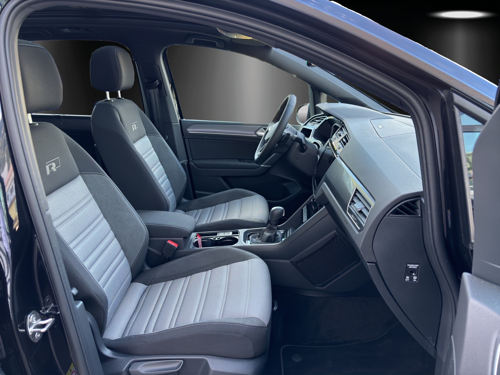 VW Touran 1.5 TSI EVO Highline DSG-image-8