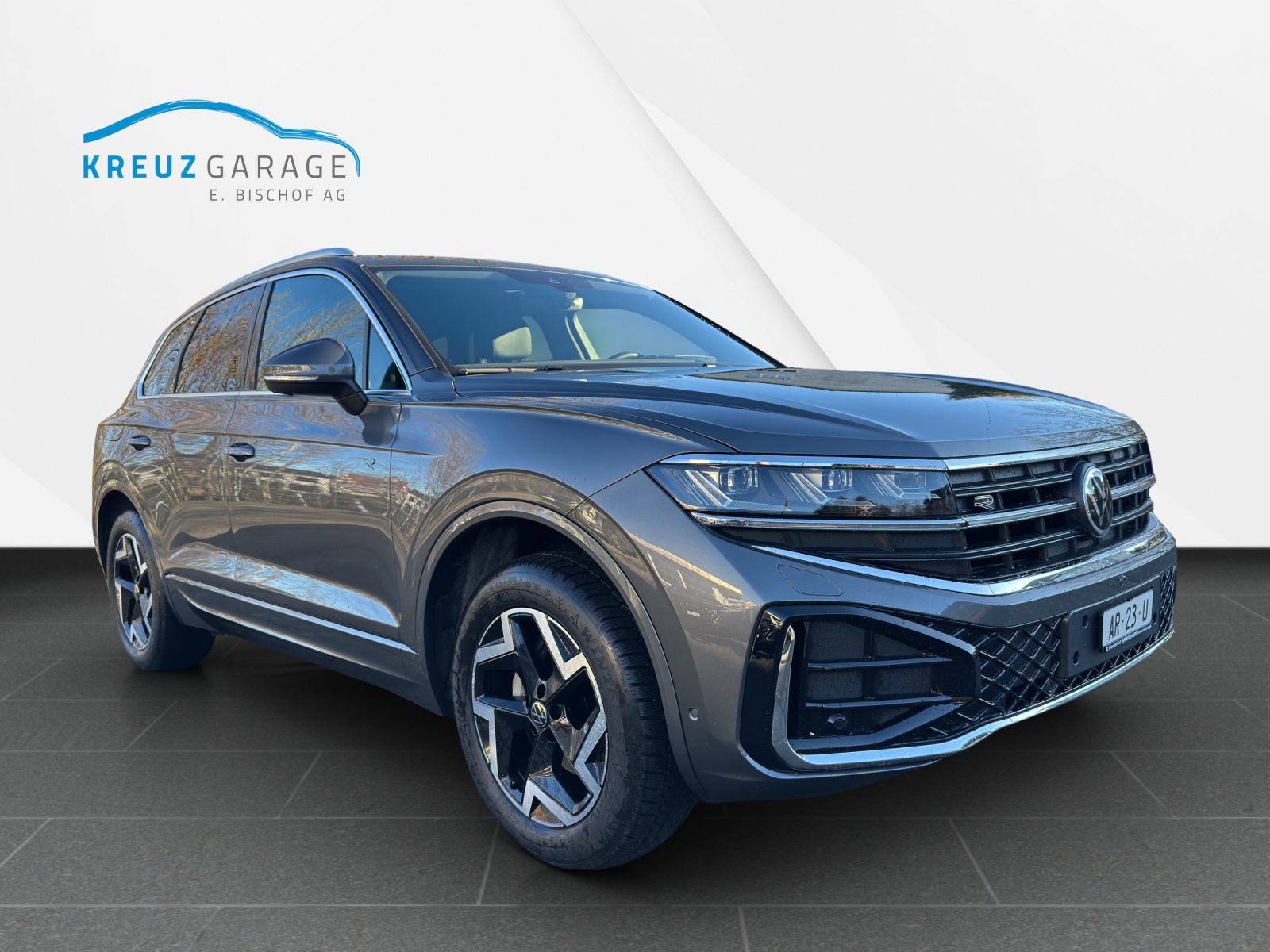 VW Touareg 3.0 TDI R-Line Tiptronic (SUV / GelÃ¤ndewagen)