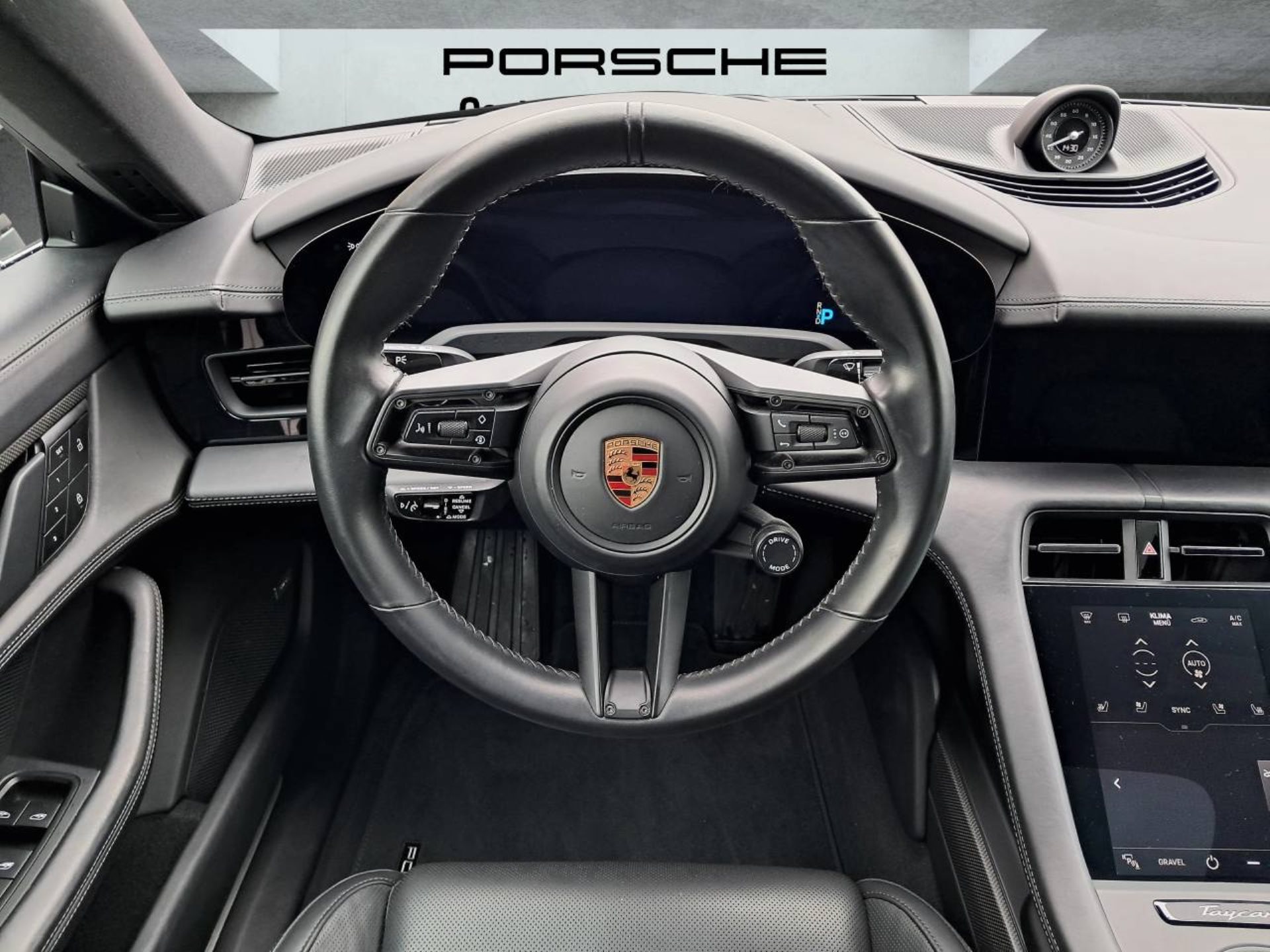 PORSCHE Taycan 4S Cross Turismo (MY22)-image-12