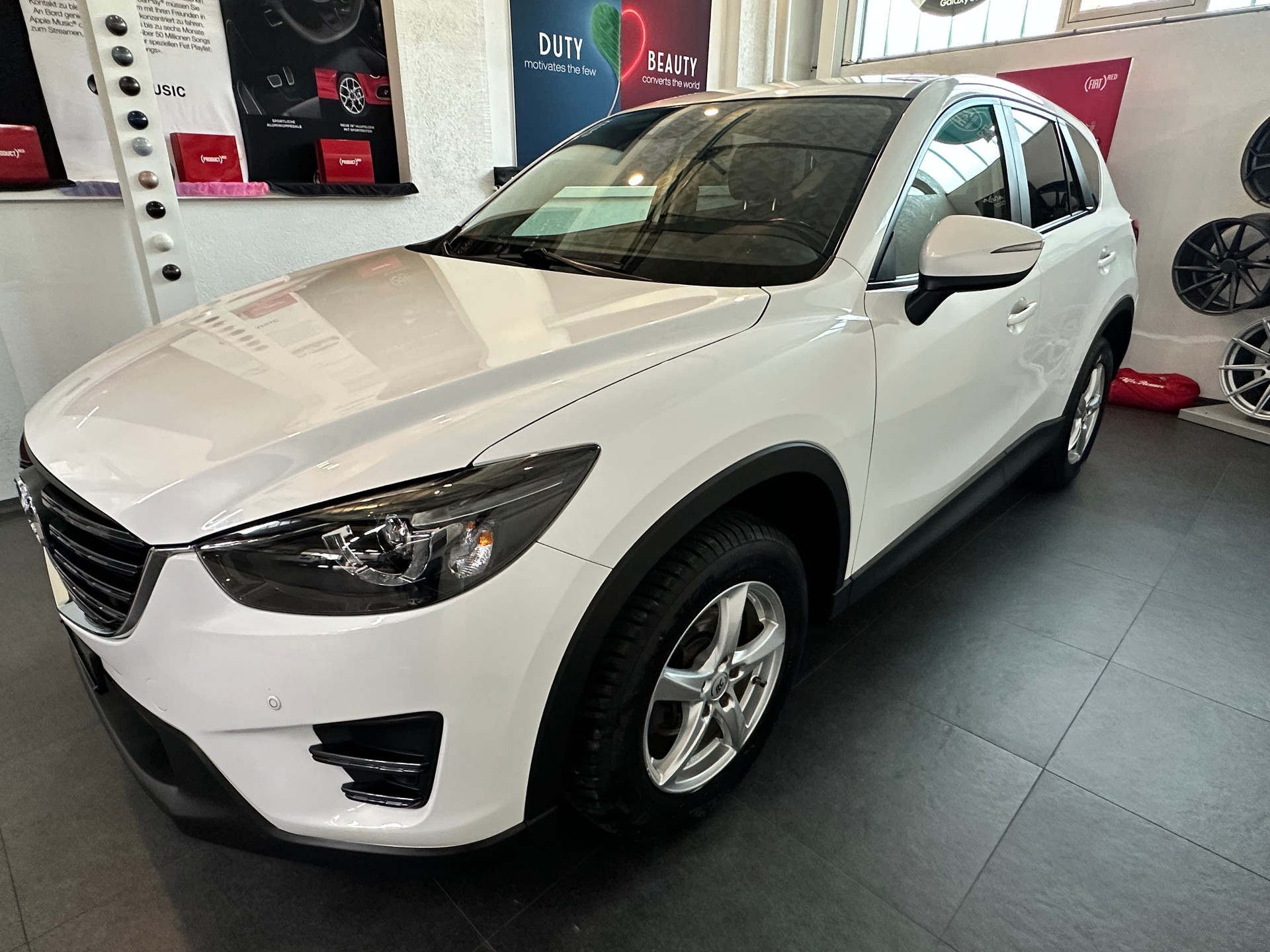 MAZDA CX-5 2.2 D Ambition AWD-image-4