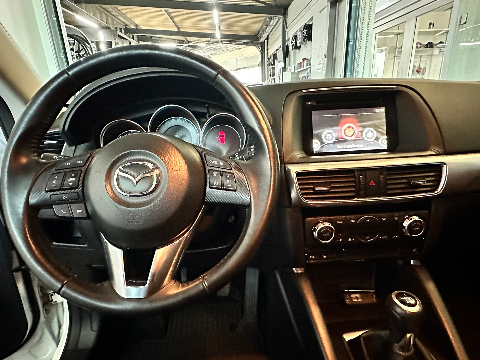 MAZDA CX-5 2.2 D Ambition AWD-image-13