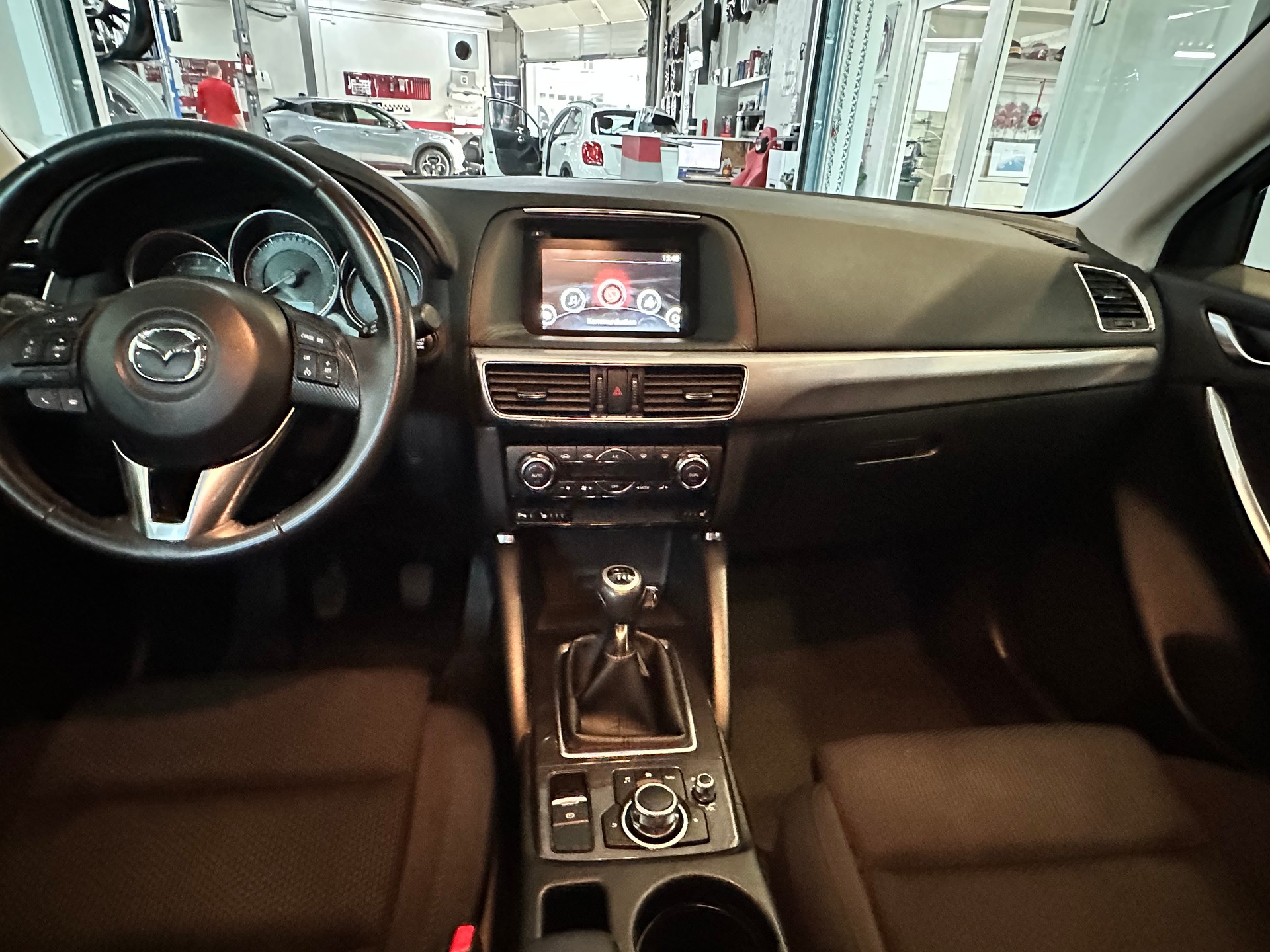 MAZDA CX-5 2.2 D Ambition AWD-image-9