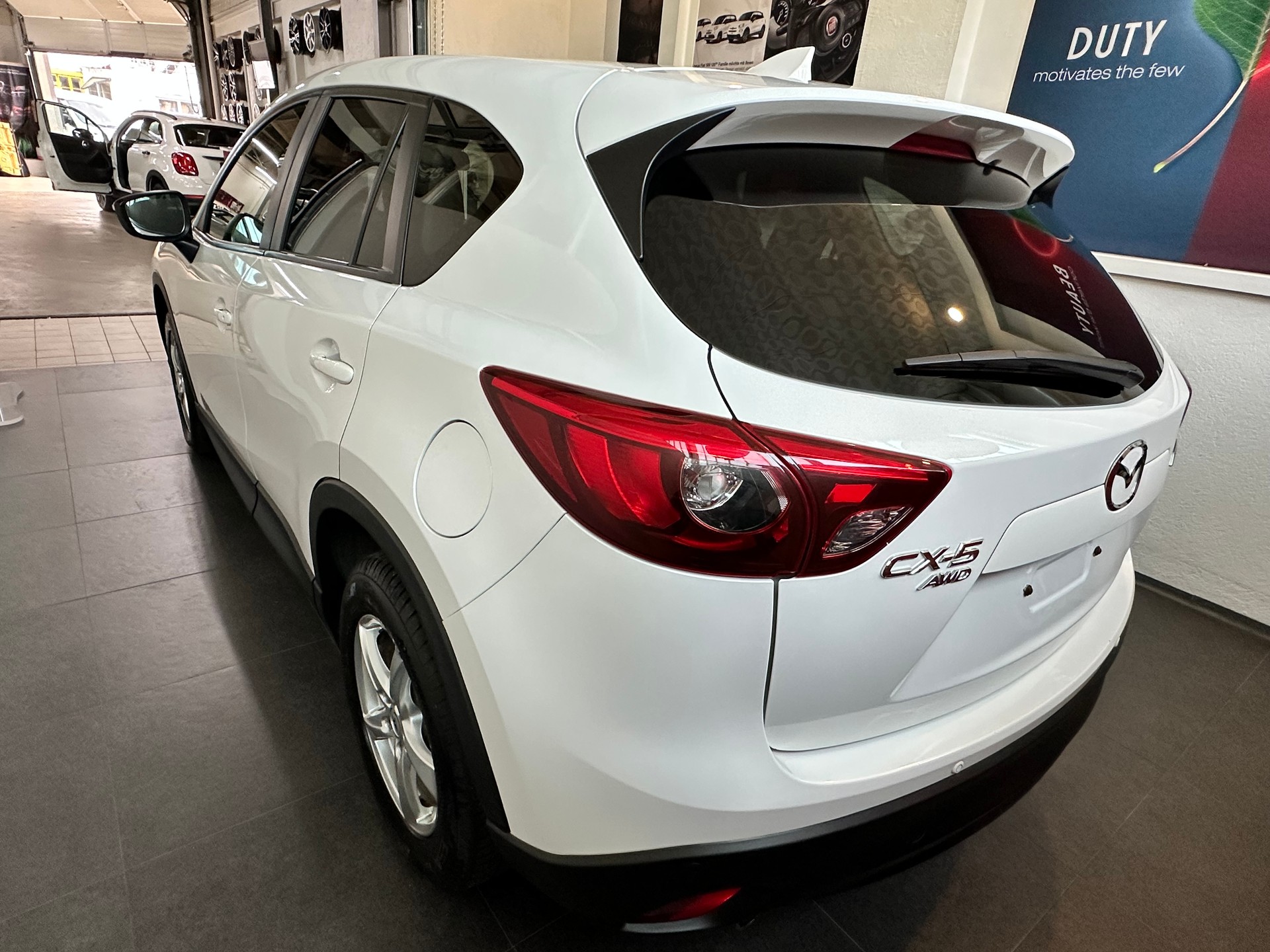 MAZDA CX-5 2.2 D Ambition AWD-image-6