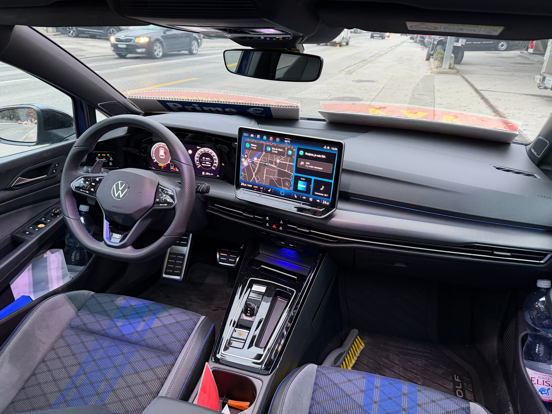 VW Golf Variant 2.0 TSI R DSG 4 Motion-image-17