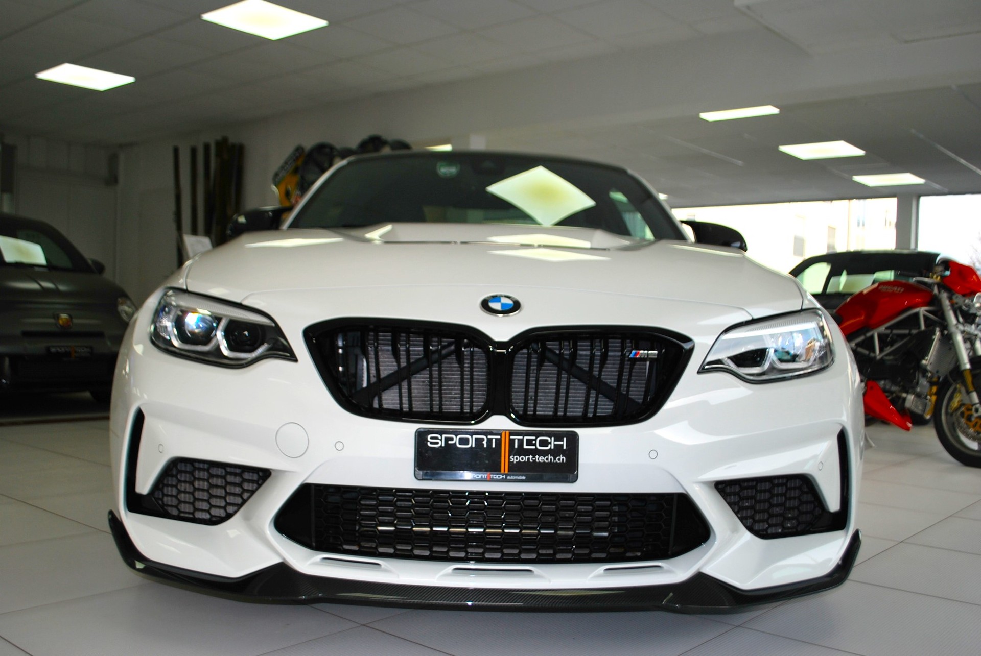 BMW M2 CS-image-1