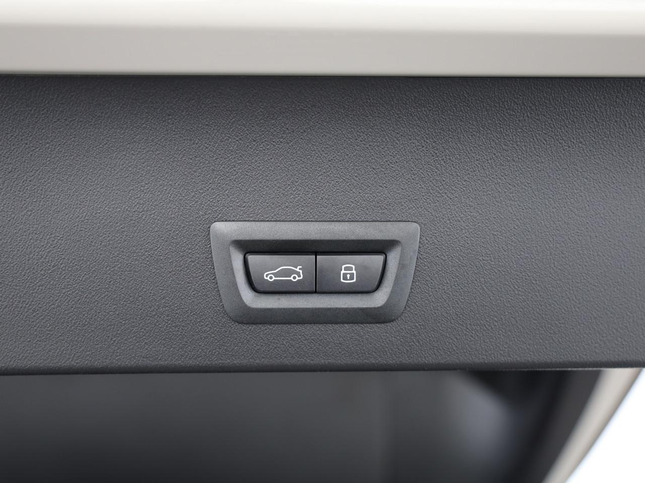 BMW X3 40d xDrive-image-12