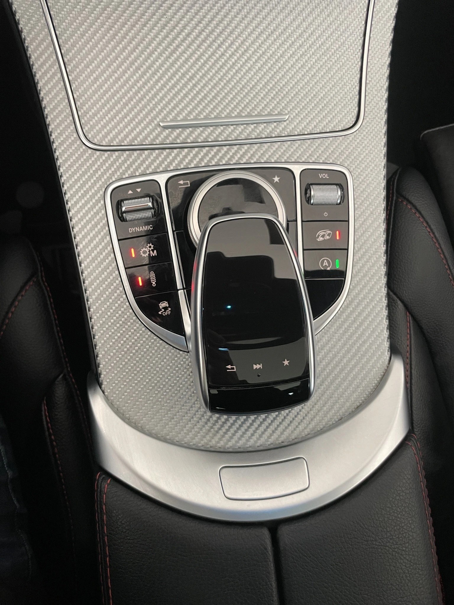 MERCEDES-BENZ C 43 AMG 4Matic 9G-Tronic-image-11