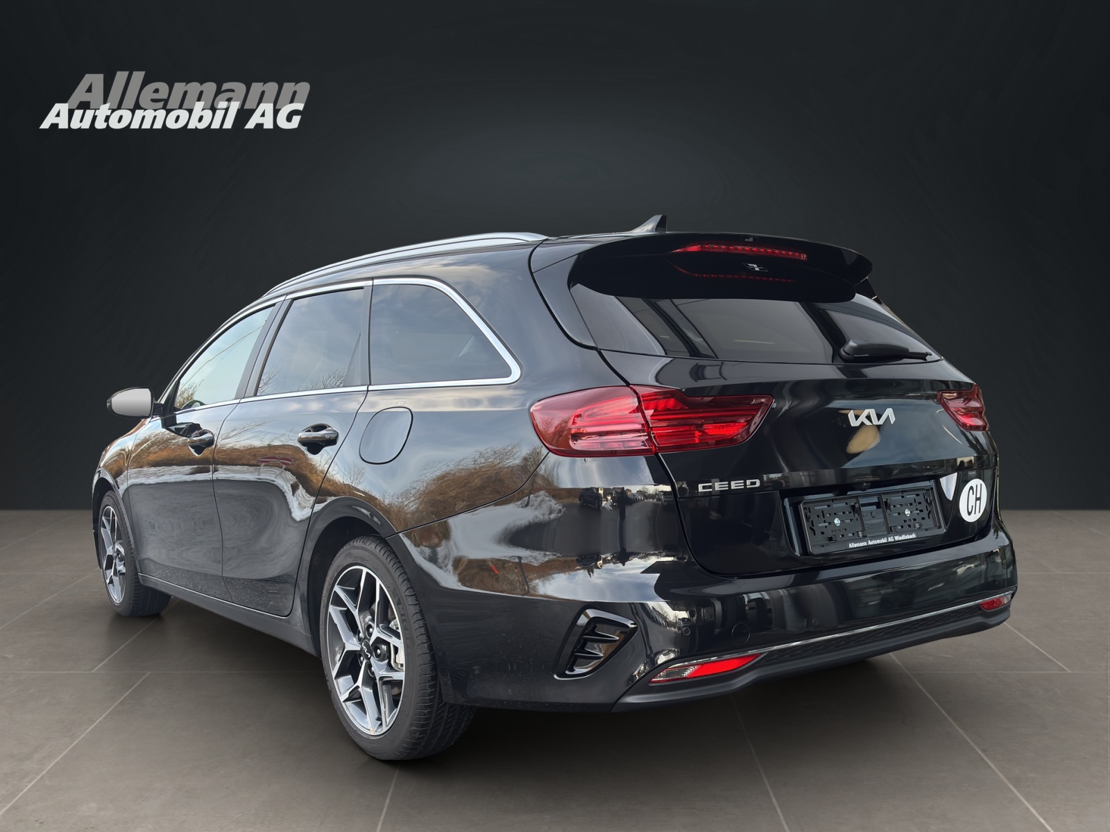 KIA Ceed SW 1.5 T-GDi Power-image-3