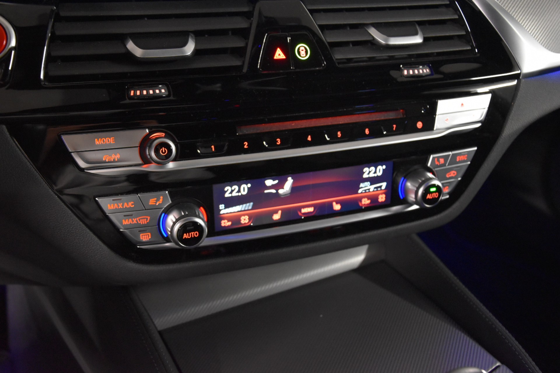 BMW M5 xDrive Drivelogic ***LIEBHABERFHRZEUG***-image-24