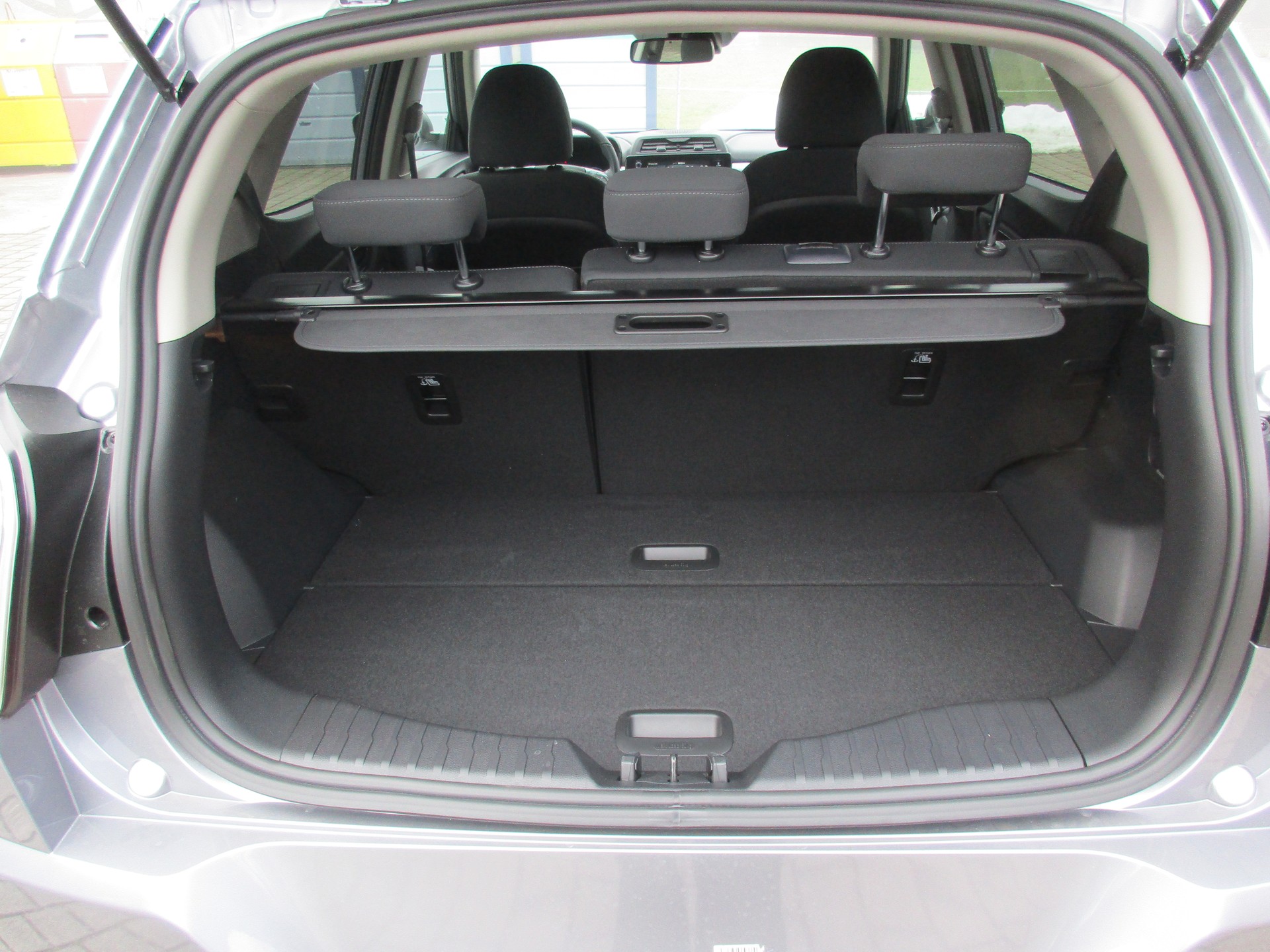 KGM-SsangYong Tivoli 1.5 T GDI Bronze 4WD Automat-image-4