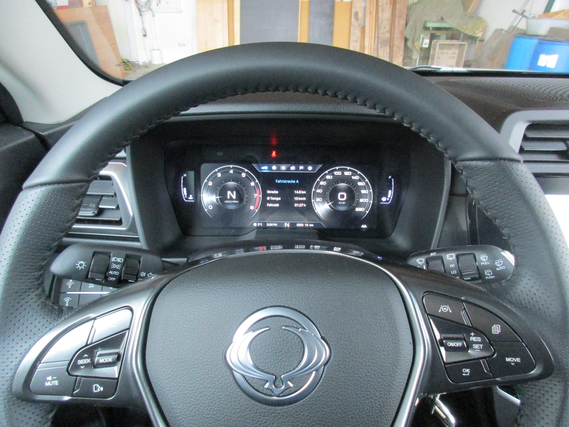 KGM-SsangYong Tivoli 1.5 T GDI Bronze 4WD Automat-image-11