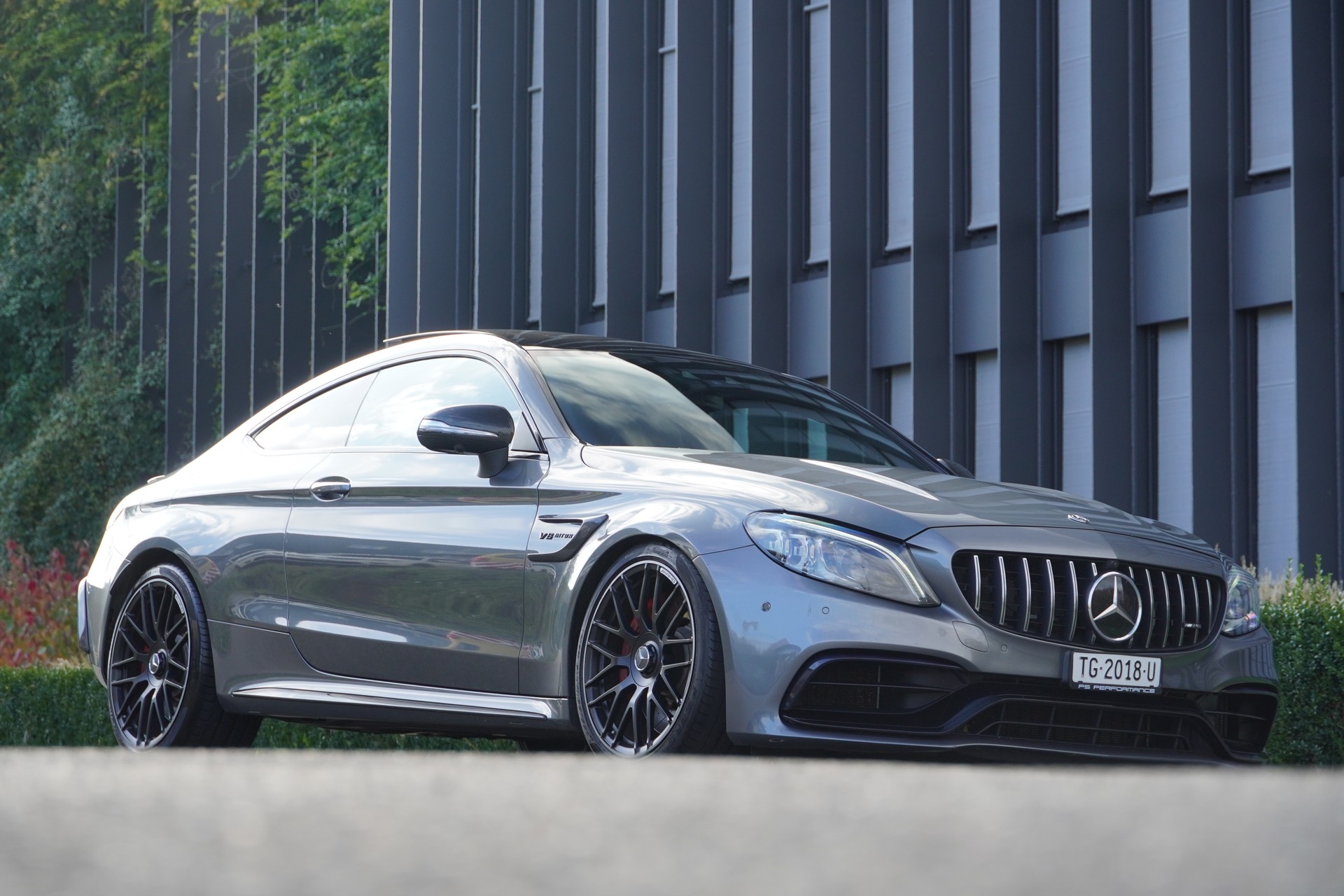 MERCEDES-BENZ C 63 S AMG 9G-tronic-image-1