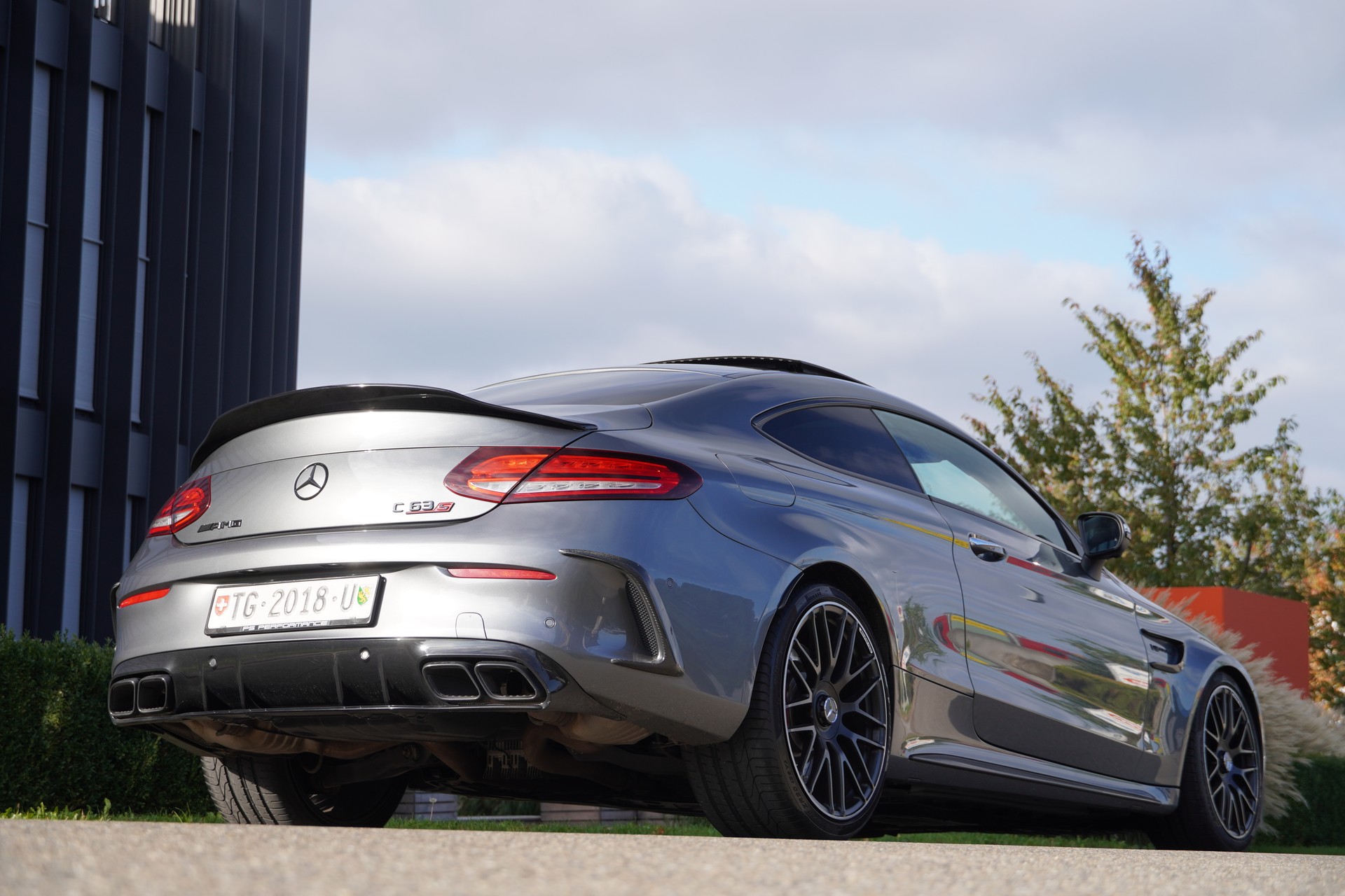 MERCEDES-BENZ C 63 S AMG 9G-tronic-image-2