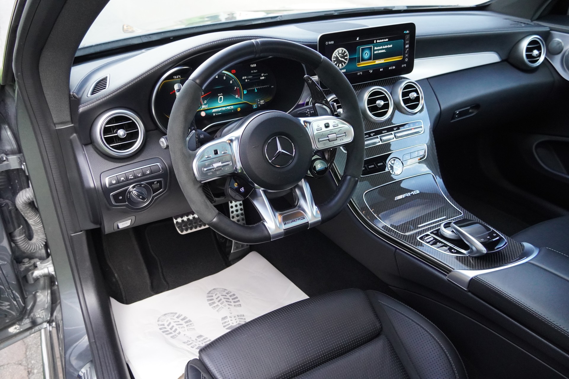 MERCEDES-BENZ C 63 S AMG 9G-tronic-image-4