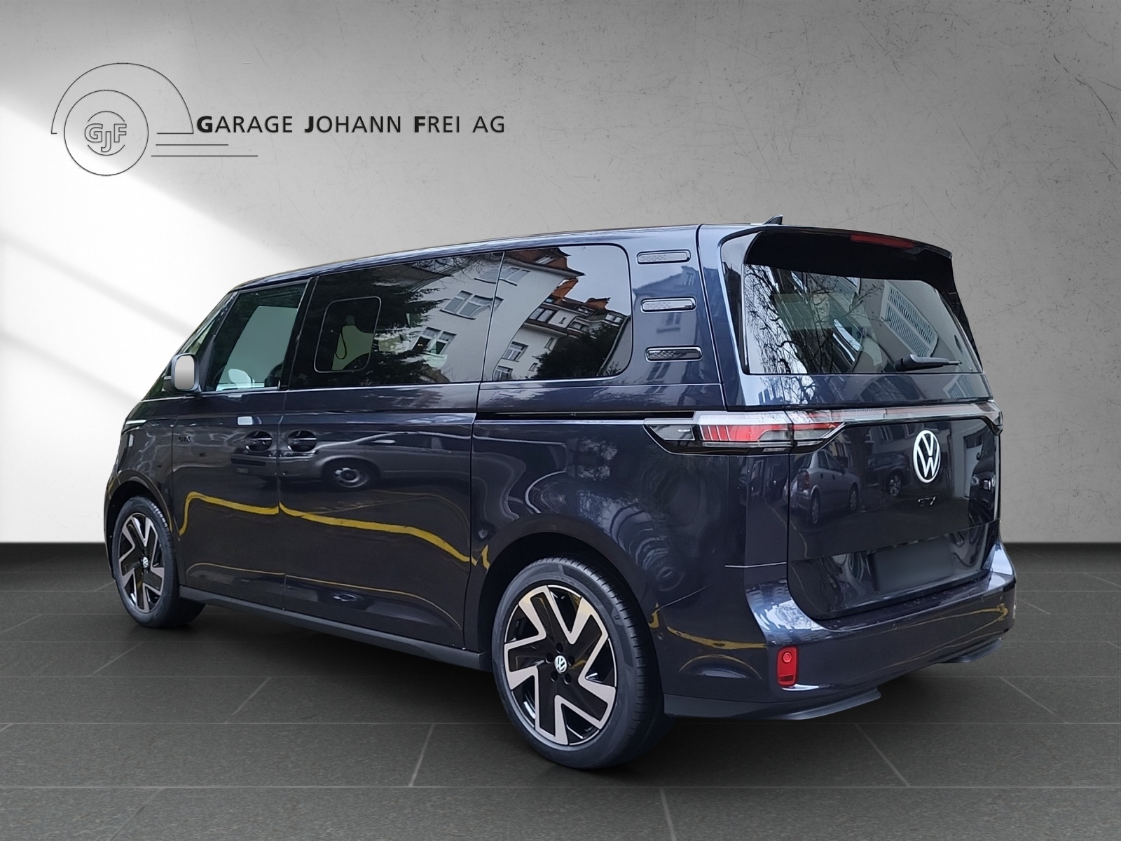 VW ID Buzz GTX LWB 340PS 4Motion-image-2