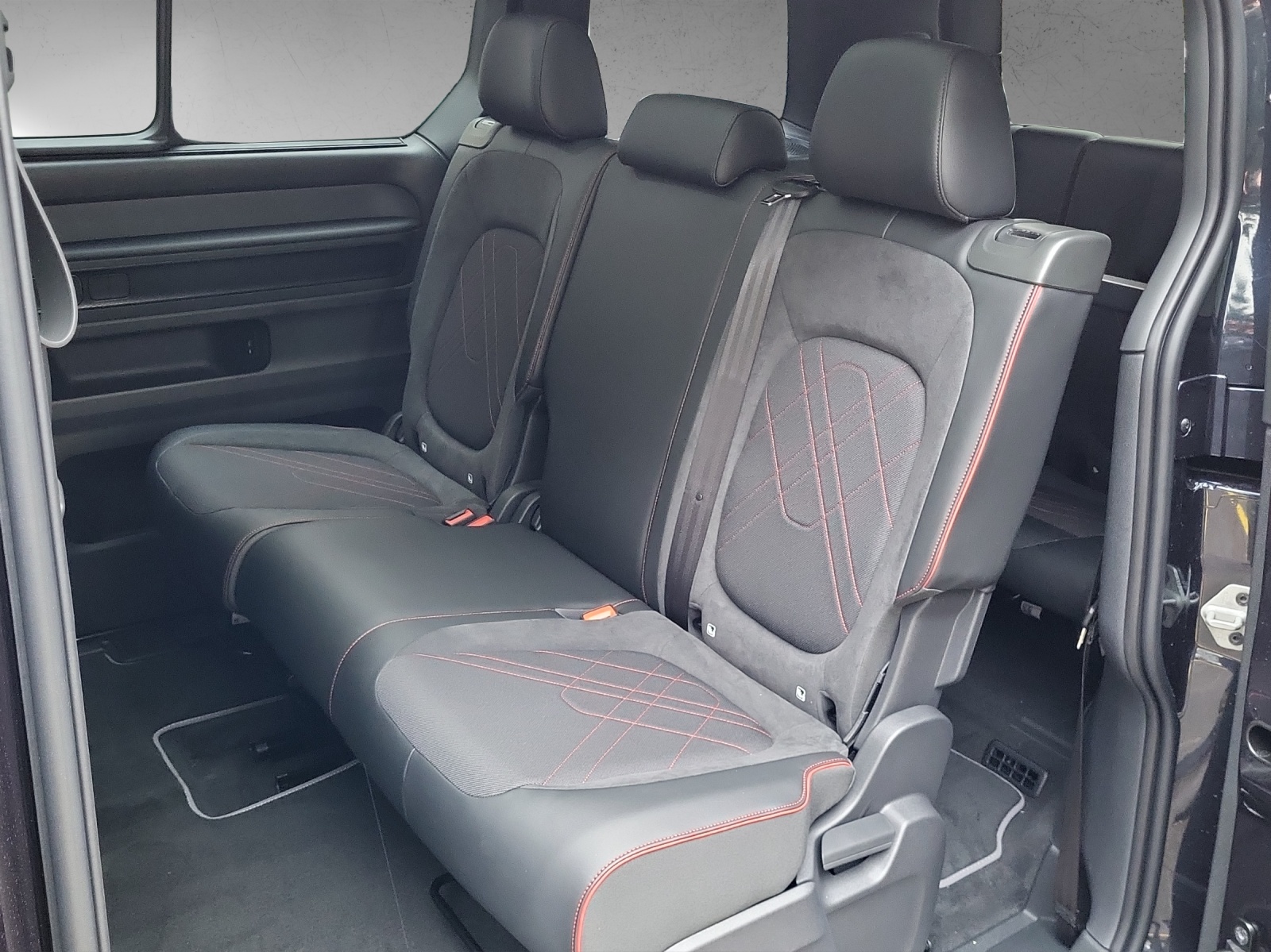VW ID Buzz GTX LWB 340PS 4Motion-image-16