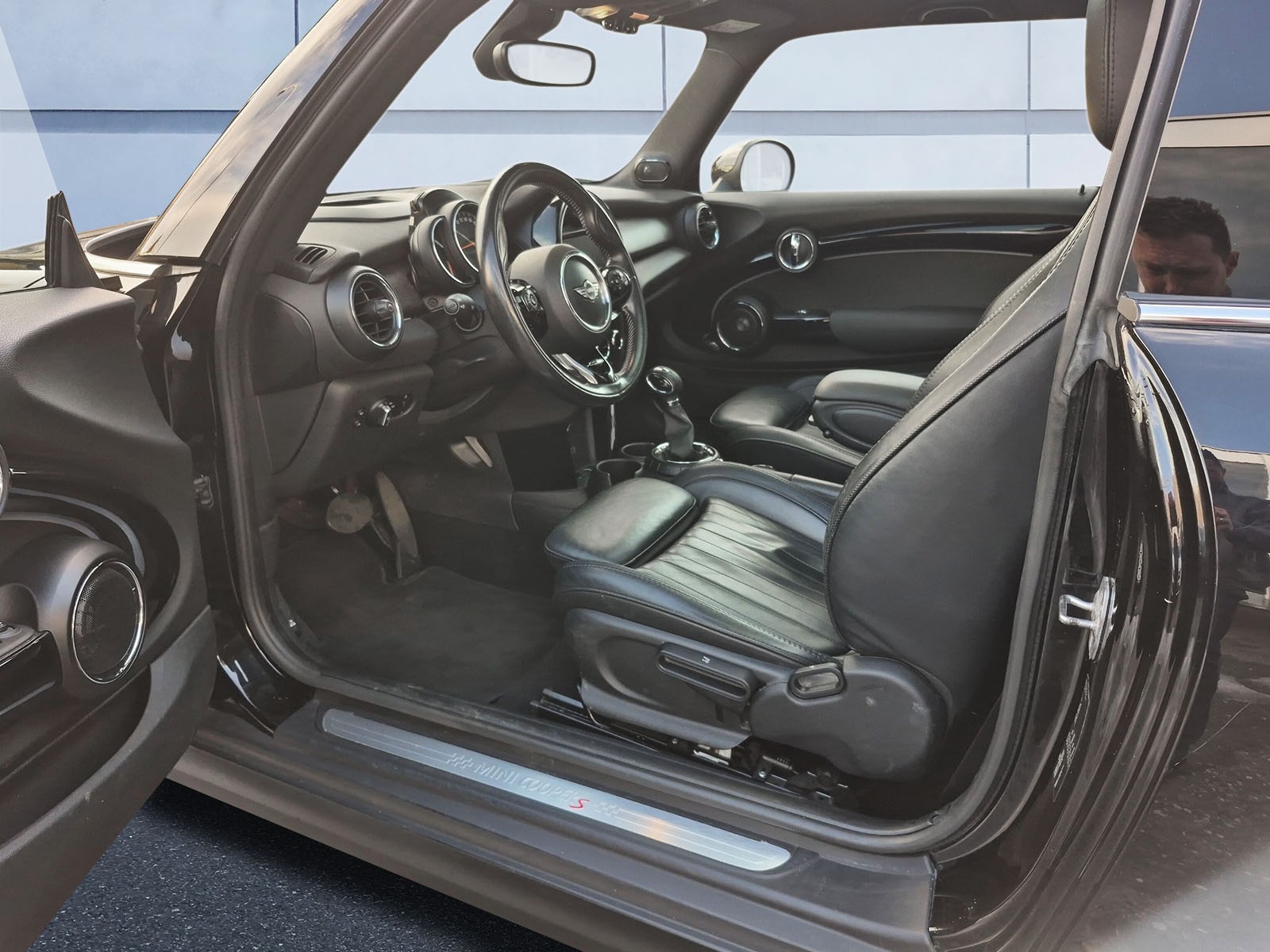 MINI Mini Cooper F56 2.0 SD-image-9