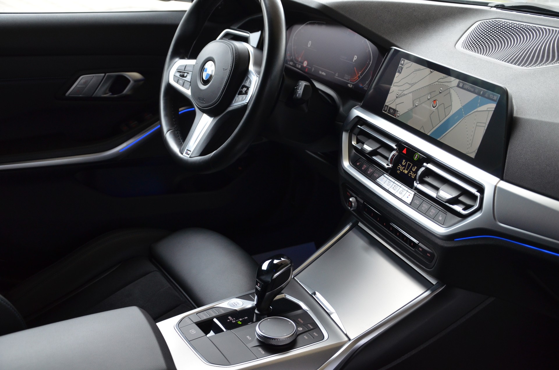 BMW 318d 48V Touring Pure M Sport Steptronic*Frisch ab MFK,1 Jahr oder 20'000km Garantie inkl.*-image-14
