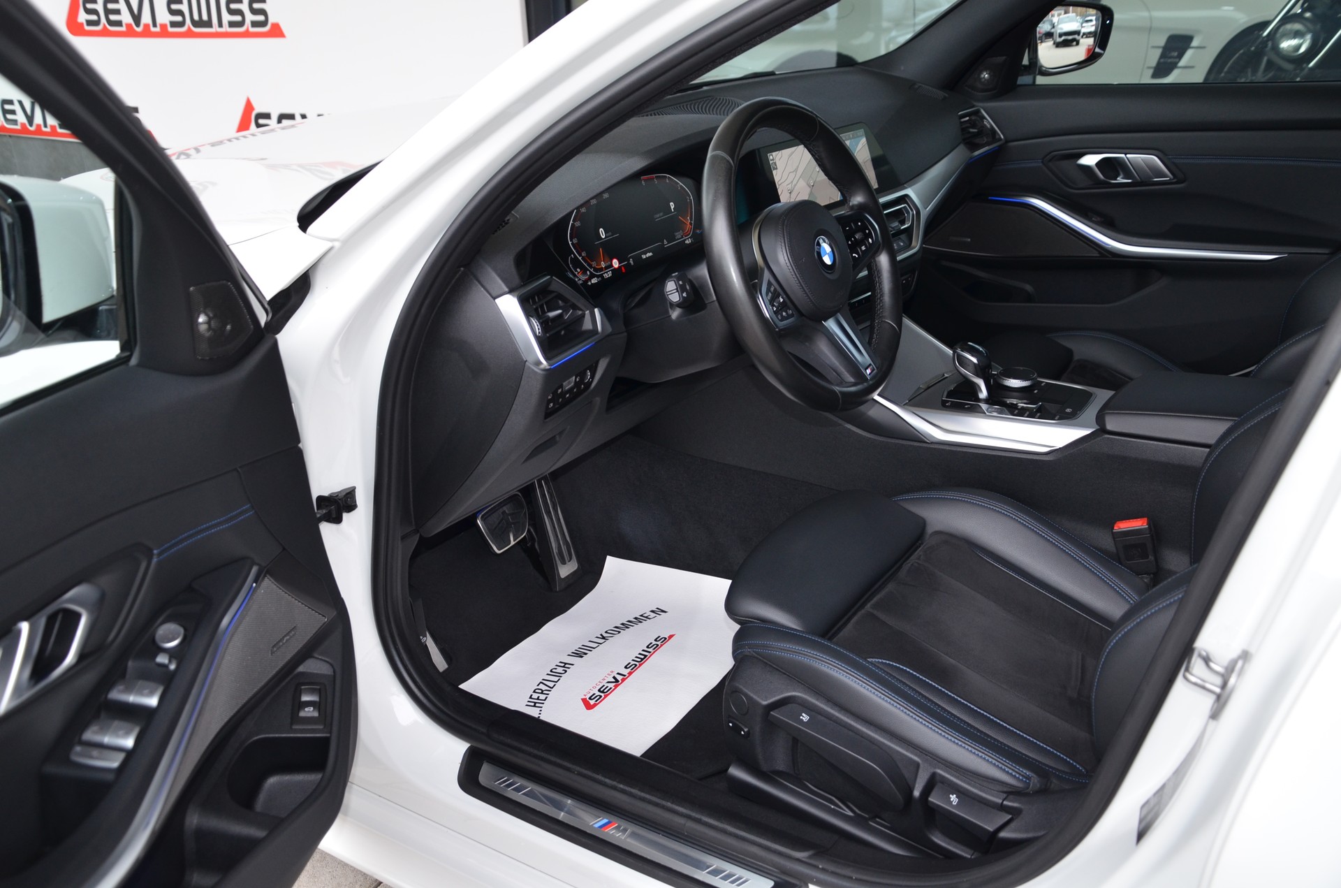 BMW 318d 48V Touring Pure M Sport Steptronic*Frisch ab MFK,1 Jahr oder 20'000km Garantie inkl.*-image-10