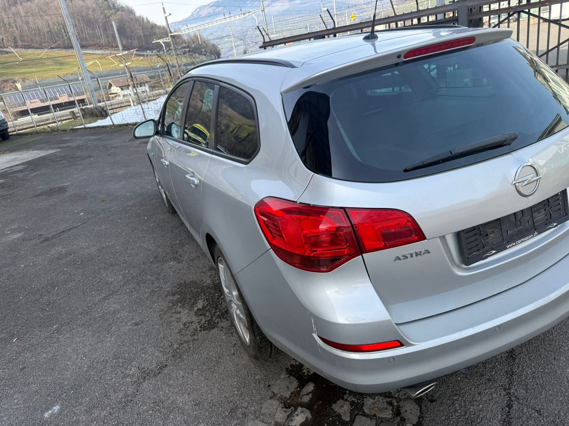 OPEL Astra 1.4i 16V Turbo Cosmo-image-4