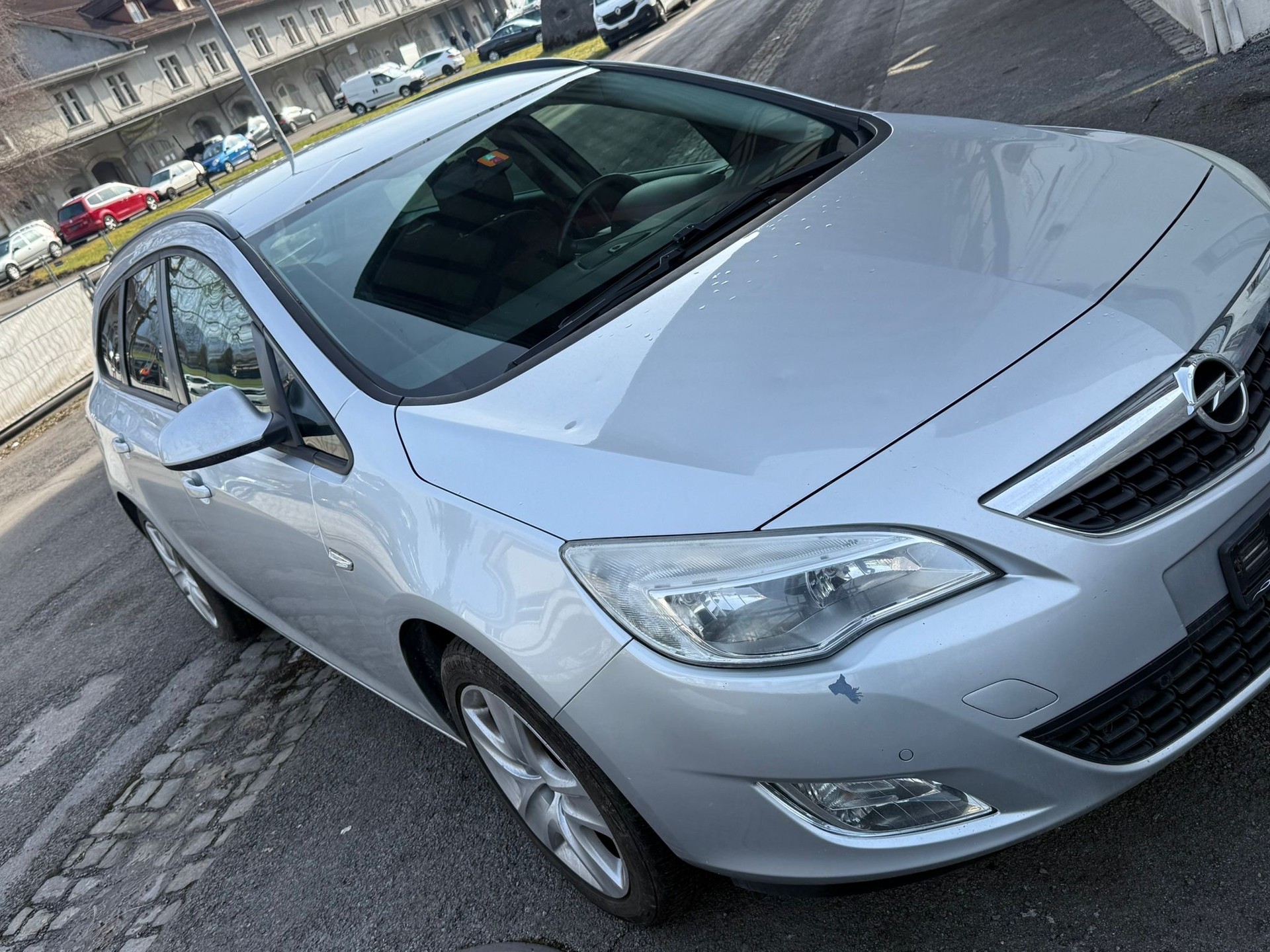 OPEL Astra 1.4i 16V Turbo Cosmo-image-1