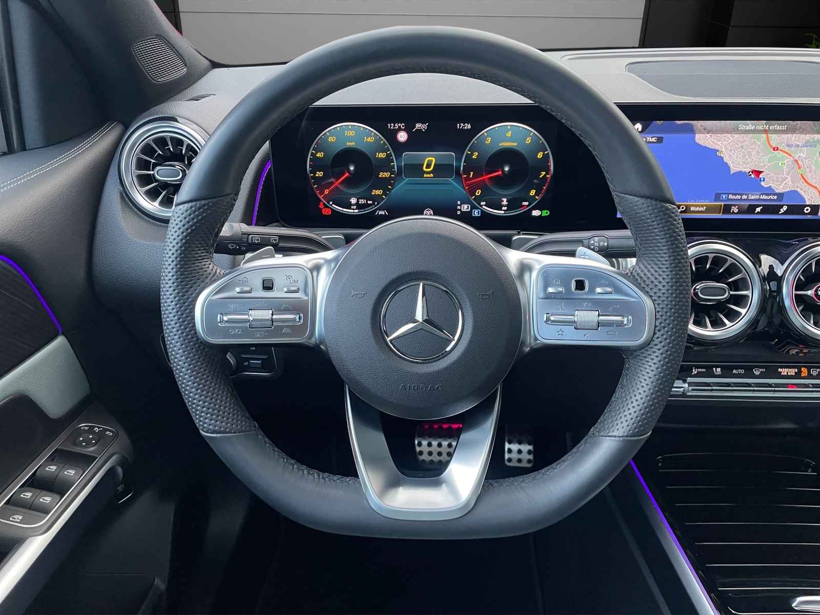 Image MERCEDES-BENZ GLB-250 GLB 250 4Matic AMG Line 8G-Tronic