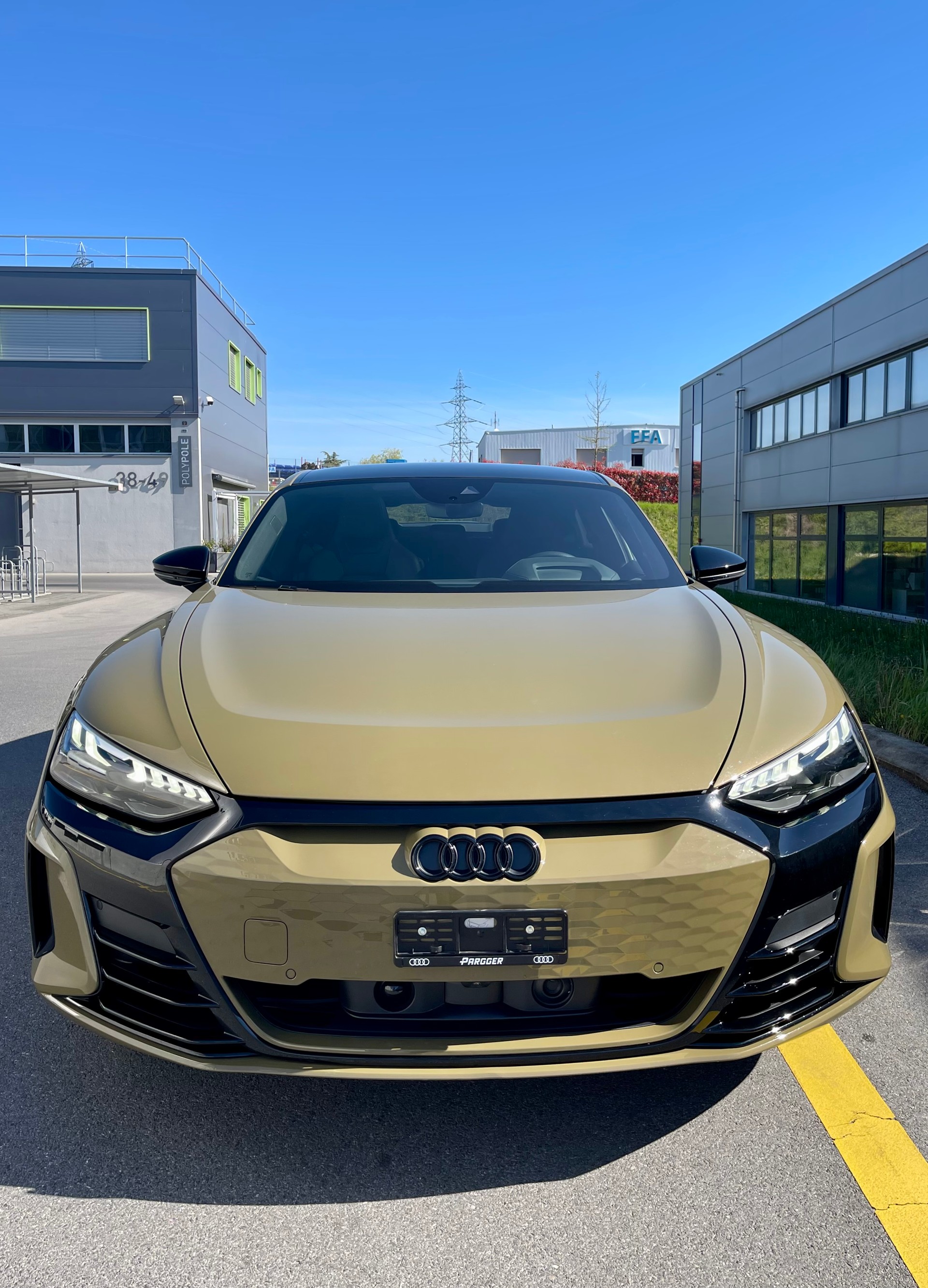 AUDI e-tron GT quattro "RS-Look"-image-6