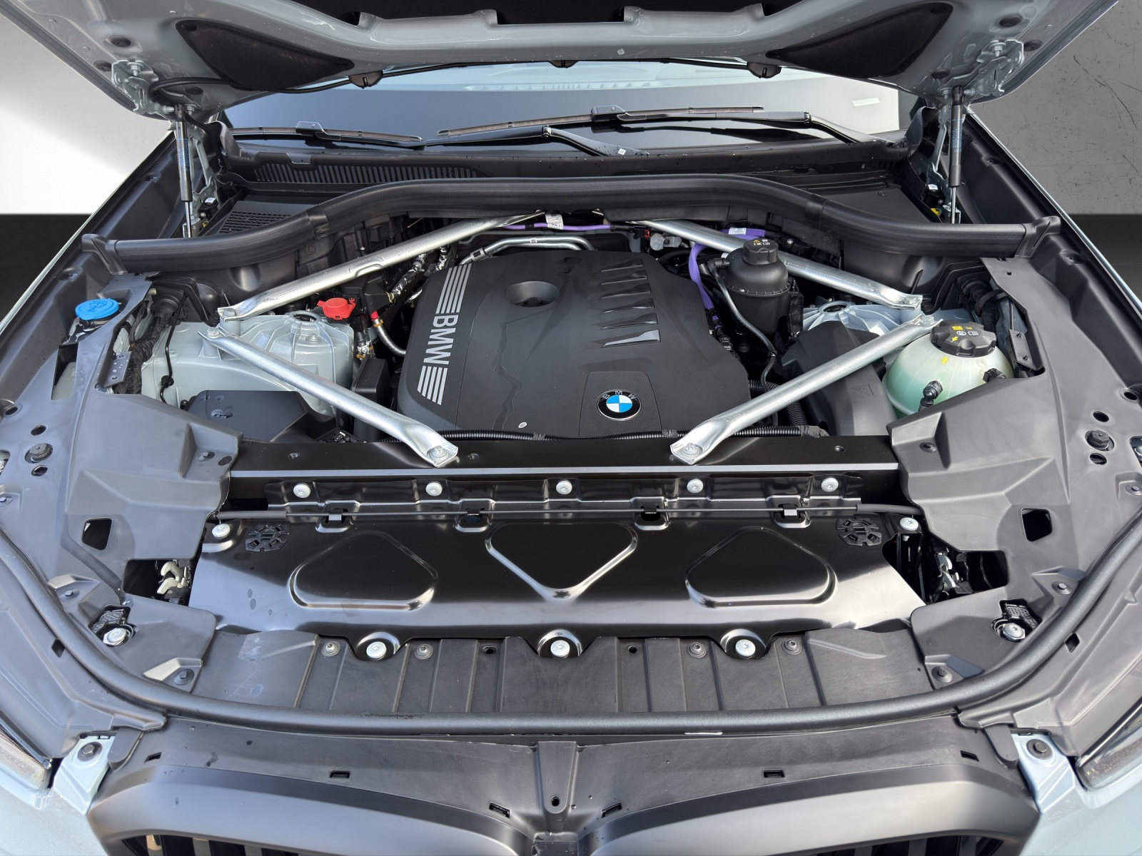 BMW X5 xDrive 48V 40i M Sport Pro Steptronic-image-18