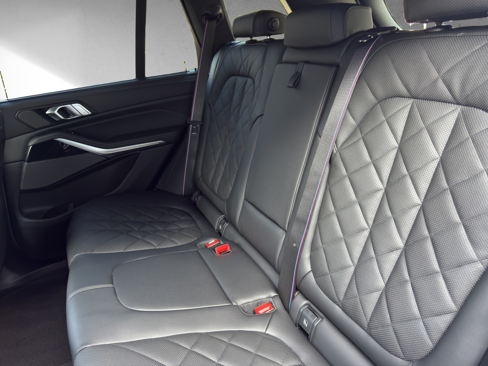 BMW X5 xDrive 48V 40i M Sport Pro Steptronic-image-16