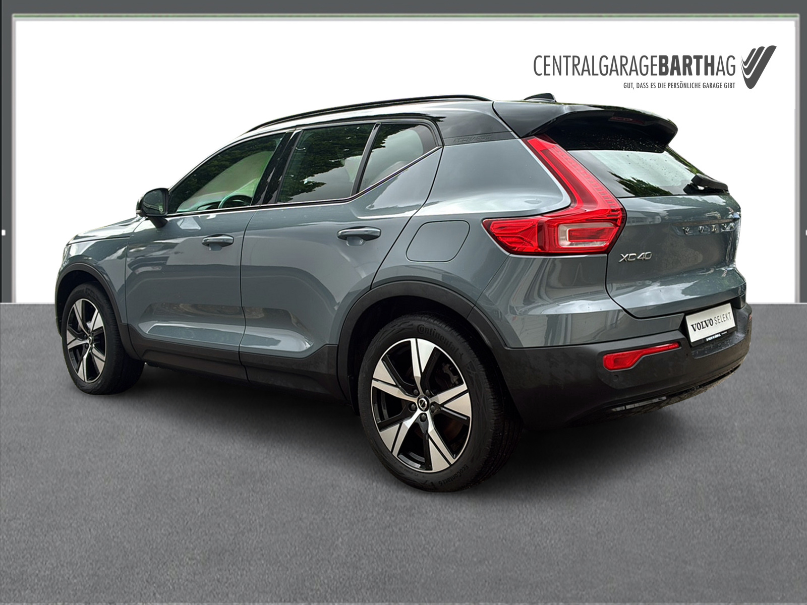 VOLVO XC40 P8 R-Design AWD-image-5
