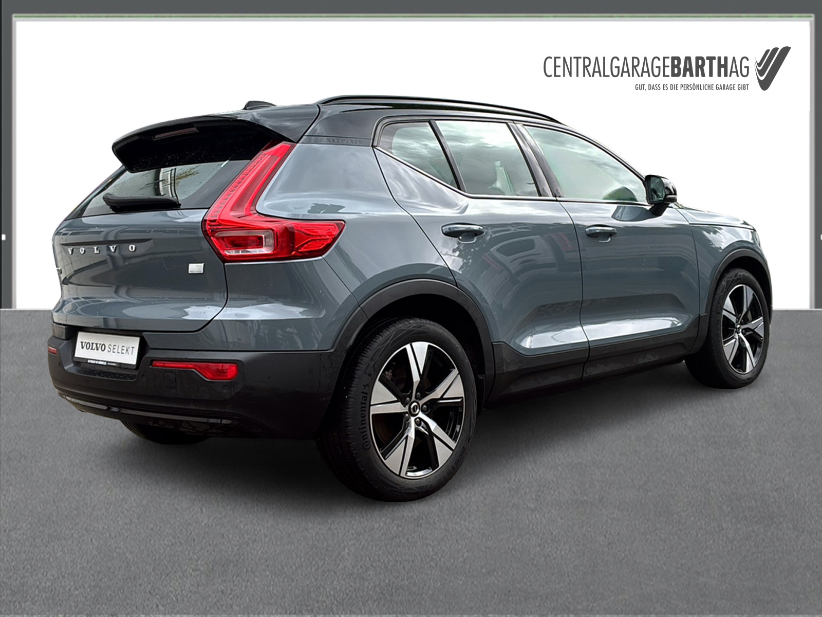 VOLVO XC40 P8 R-Design AWD-image-7