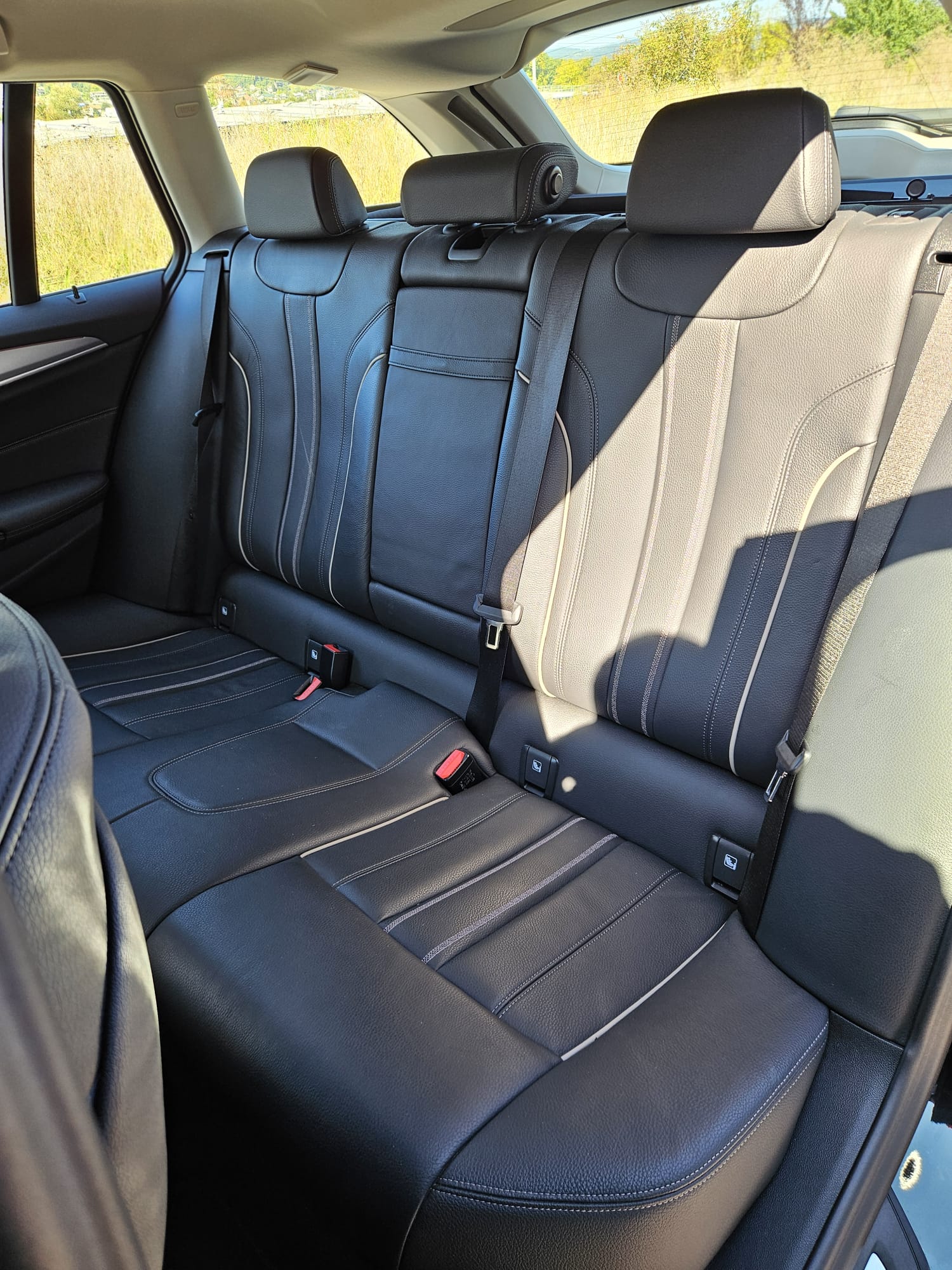 BMW 520d xDrive 48V Touring Steptronic-image-7