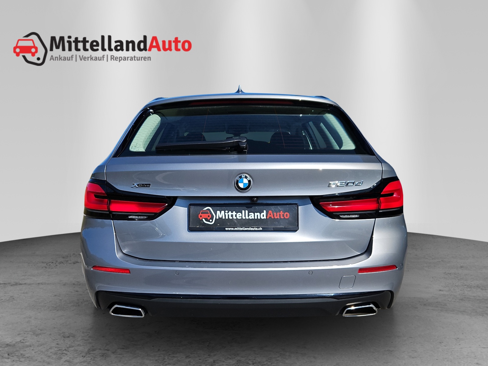 BMW 520d xDrive 48V Touring Steptronic-image-9