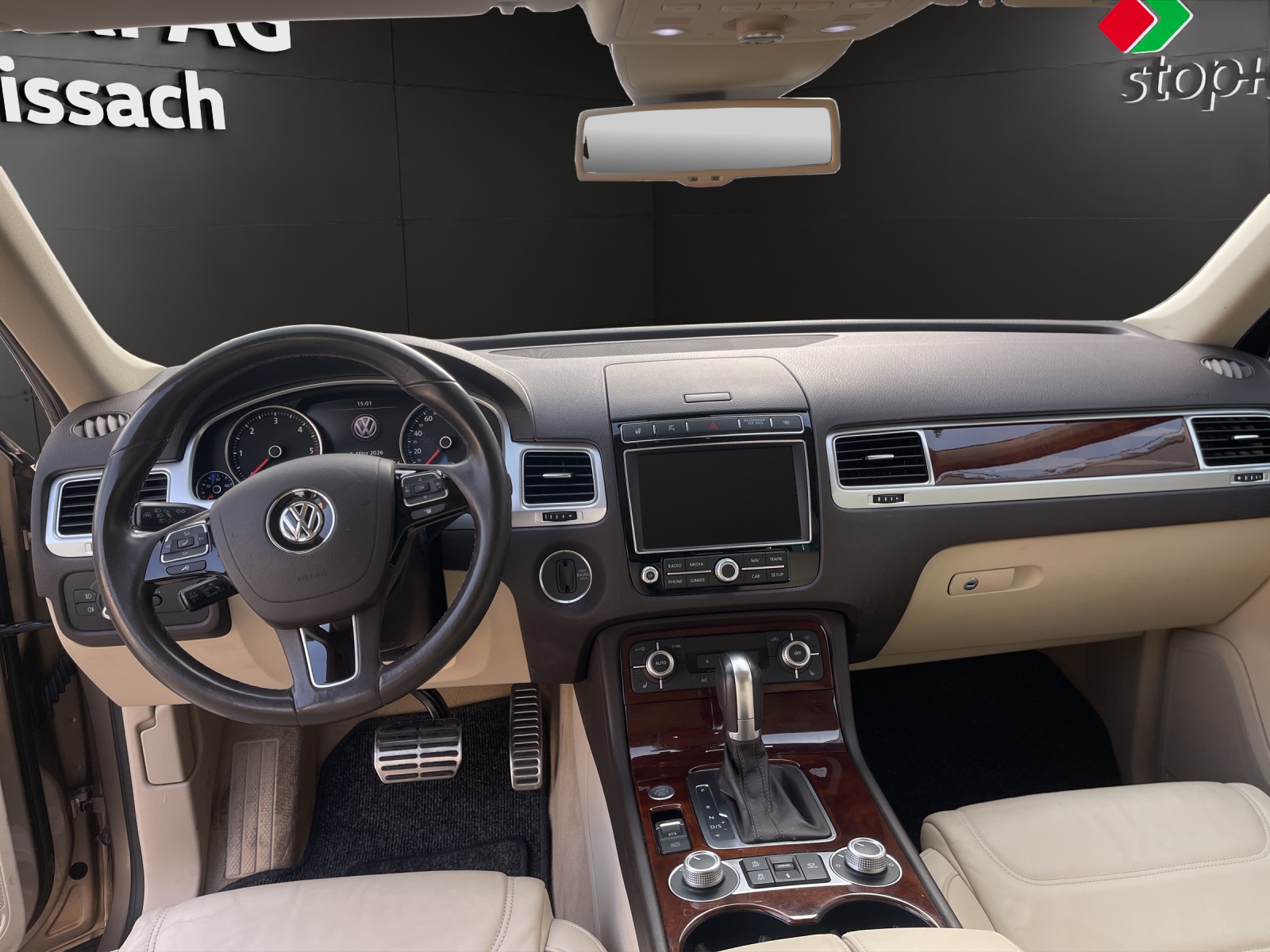 VW Touareg 3.0 TDI BlueMotion Technology Tiptronic-image-9