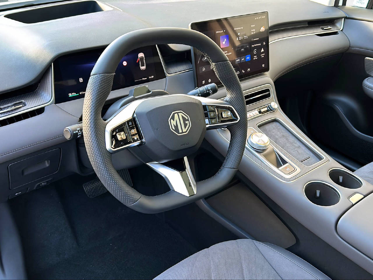 MG S6 EV 77 kWh Luxury 4WD-image-10