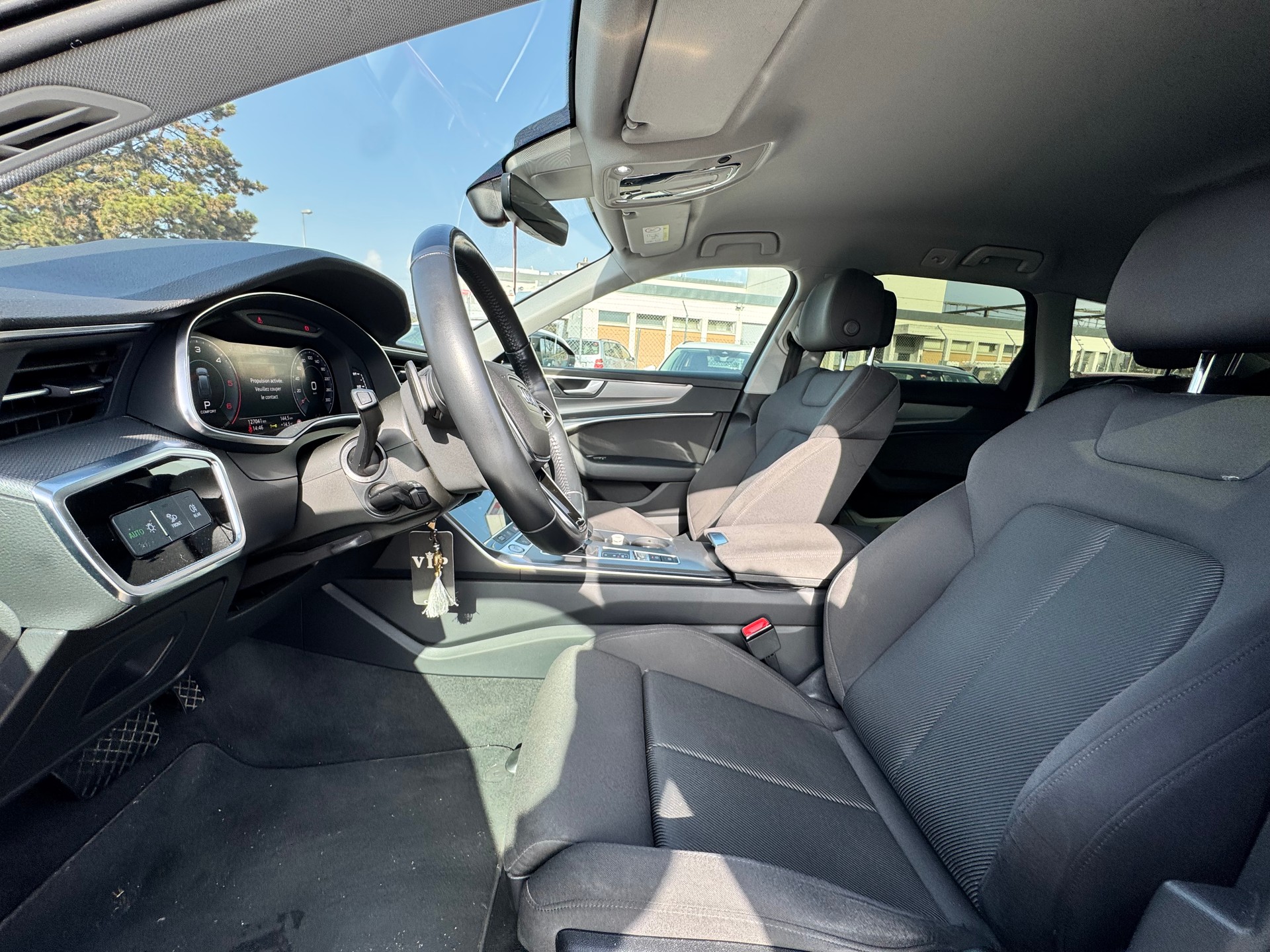 AUDI A6 Avant 40 TDI Sport Attraction quattro S-tronic-image-11