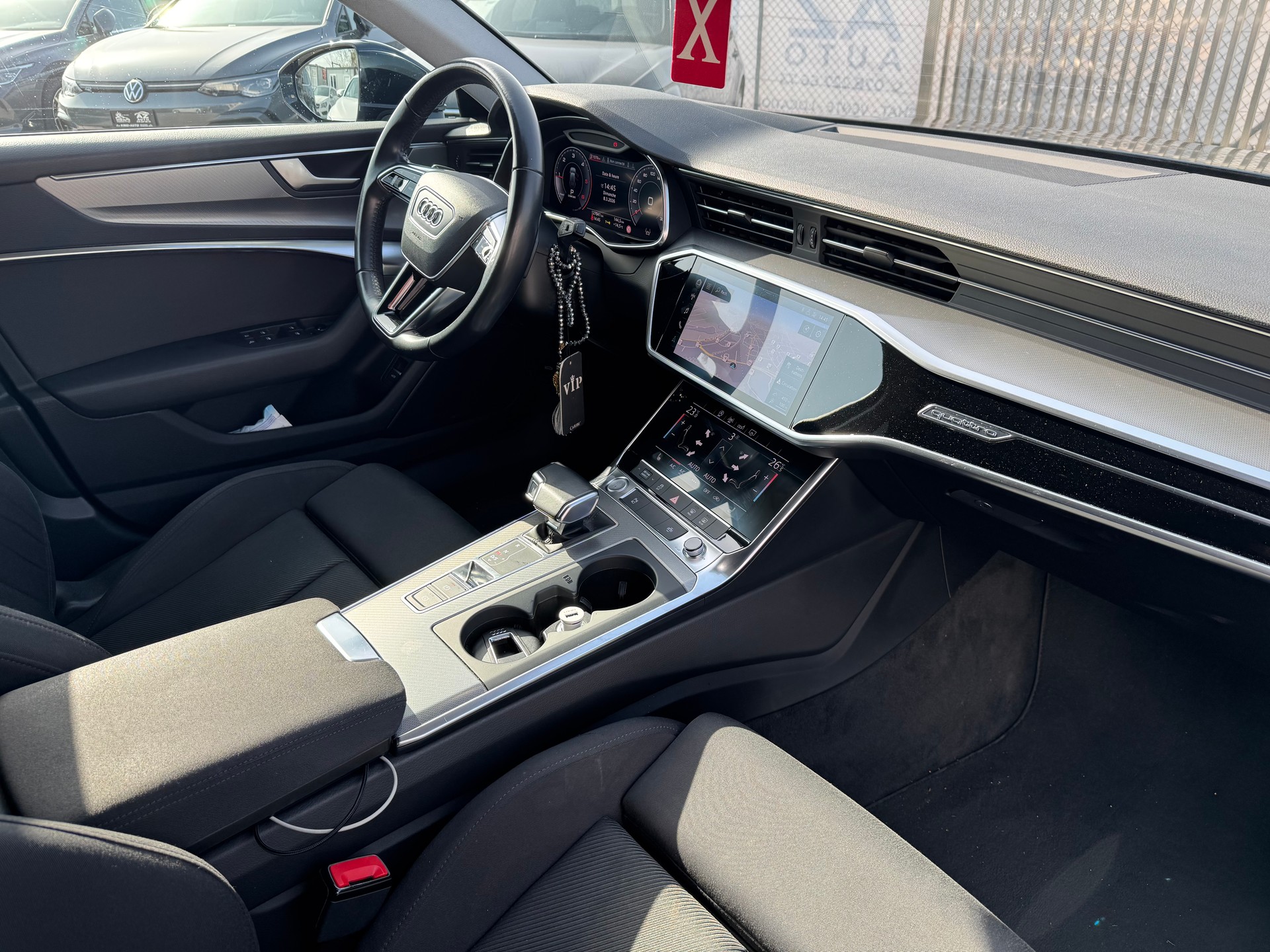 AUDI A6 Avant 40 TDI Sport Attraction quattro S-tronic-image-7
