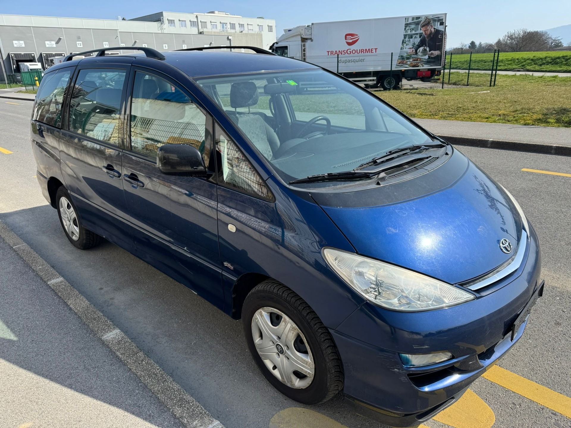 TOYOTA Previa 2.0 D4D Linea Terra-image-1