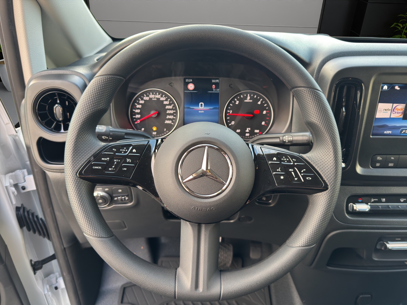 Image MERCEDES-BENZ VITO Vito 119 CDI Extralang 9G-Tronic Pro