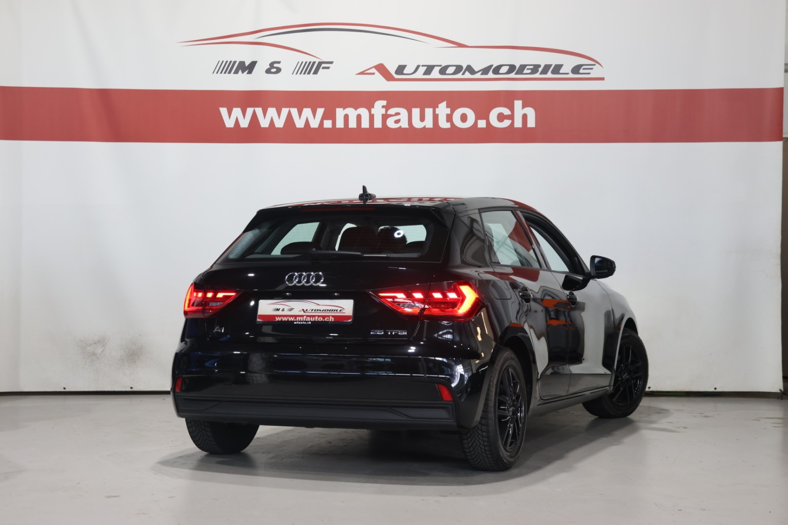 AUDI A1 Sportback 1.0 25 TFSI S-Tronic-image-6