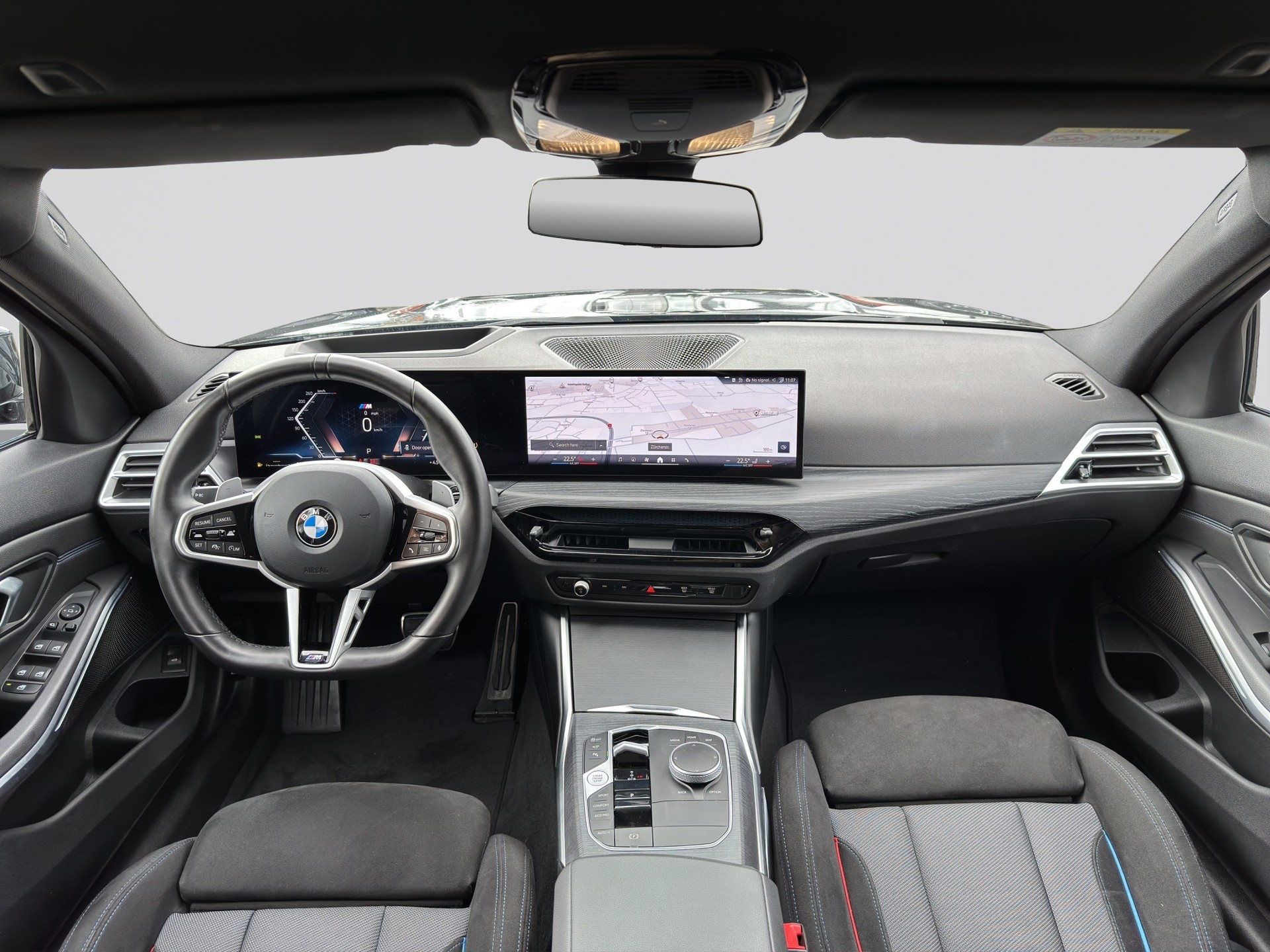 BMW 320d xDrive Touring M Sport Steptronic-image-15