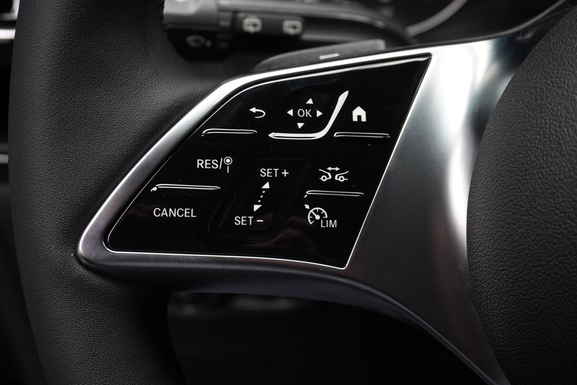 MERCEDES-BENZ Vito 116 CDI Tourer SELECT Family 3200mm-image-6