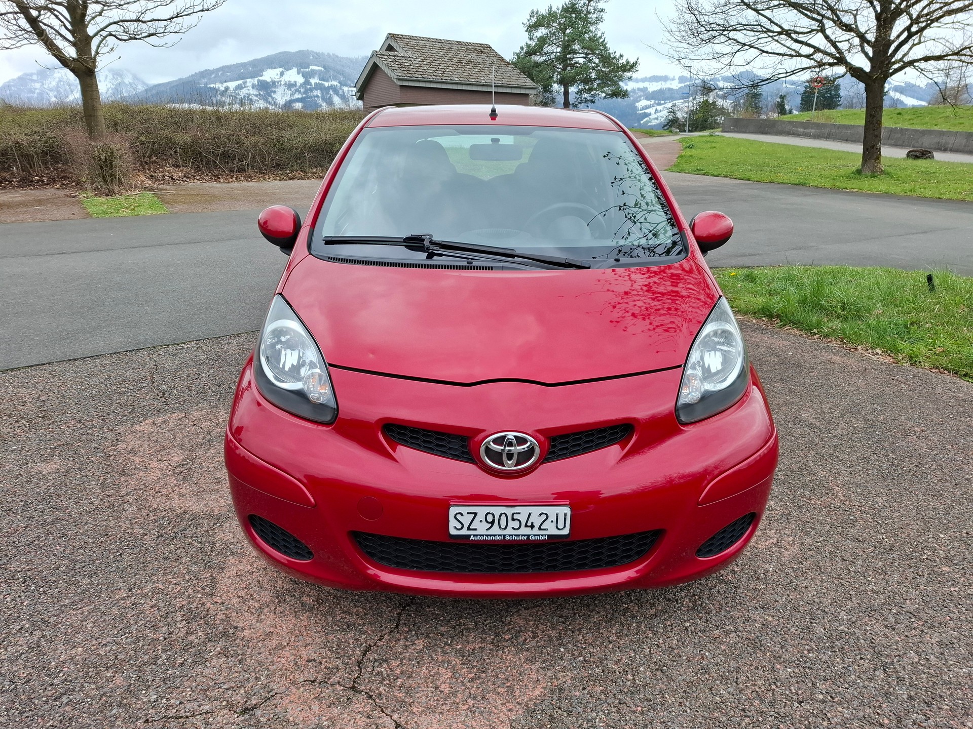 TOYOTA Aygo 1.0 Linea Terra-image-1