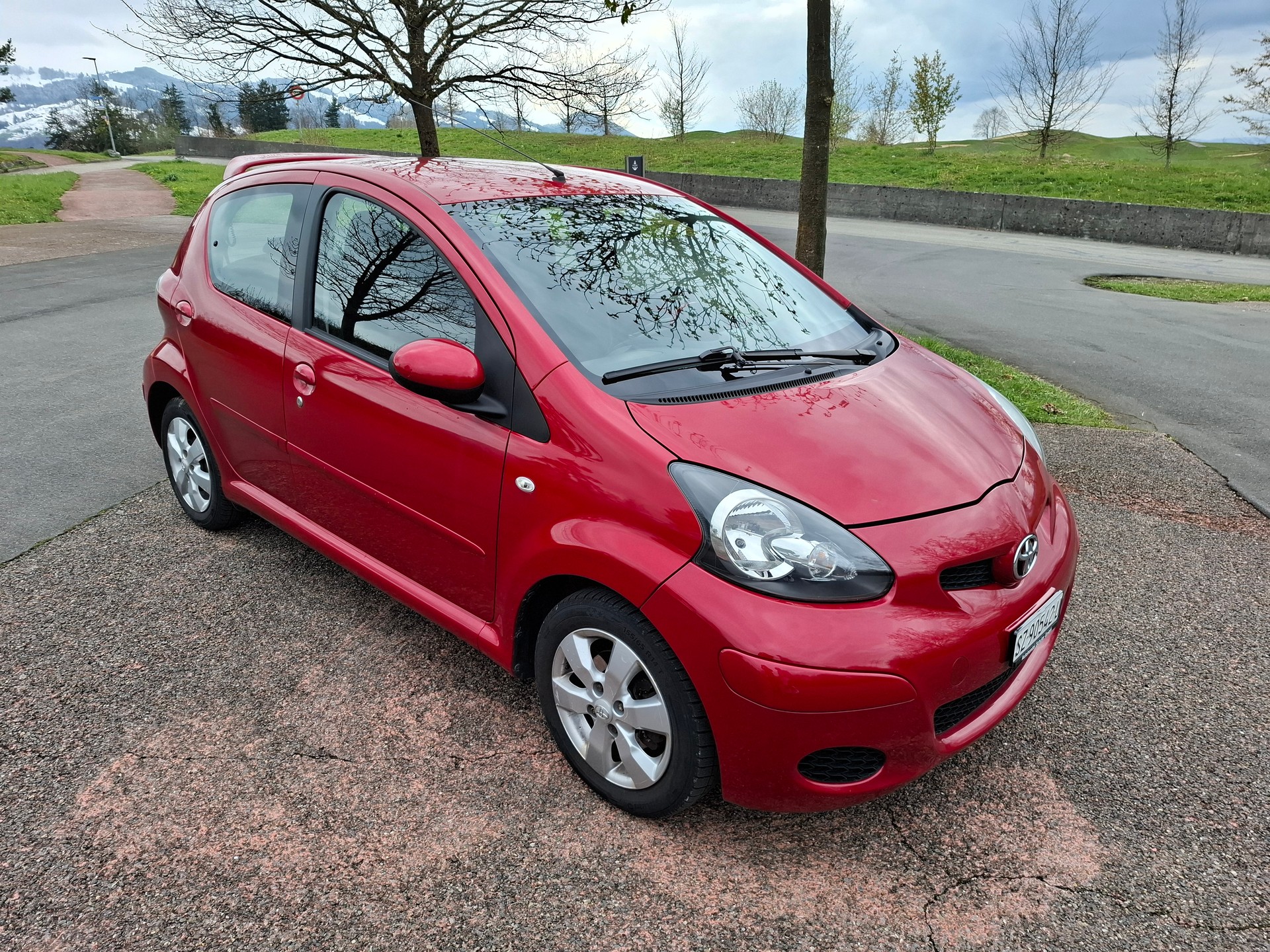 TOYOTA Aygo 1.0 Linea Terra-image-0
