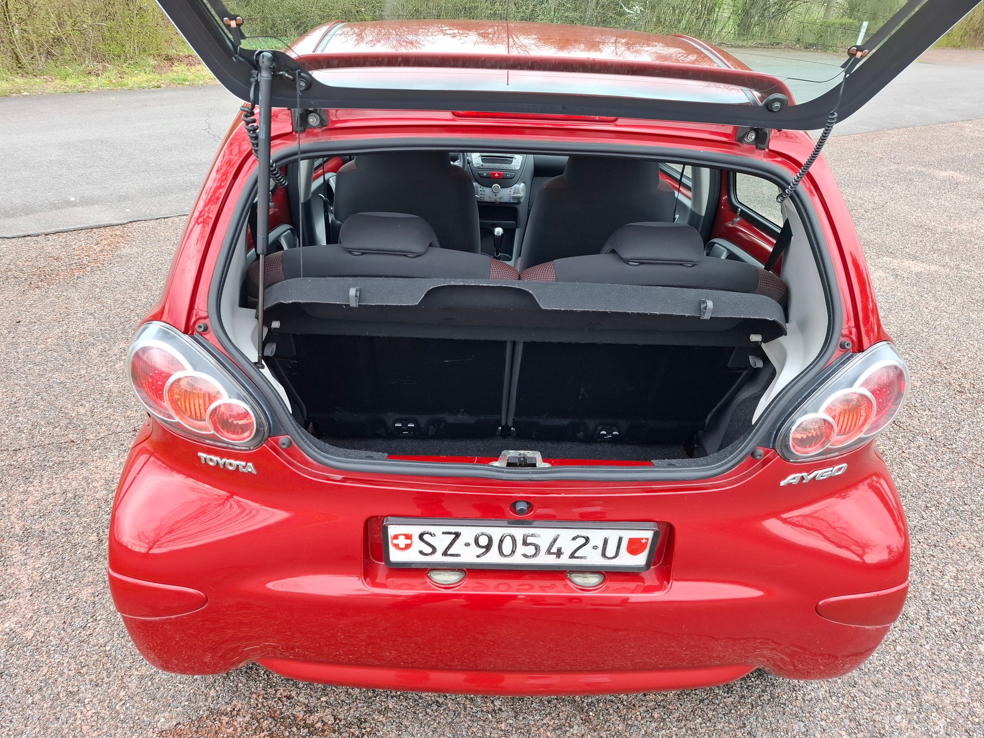 TOYOTA Aygo 1.0 Linea Terra-image-8