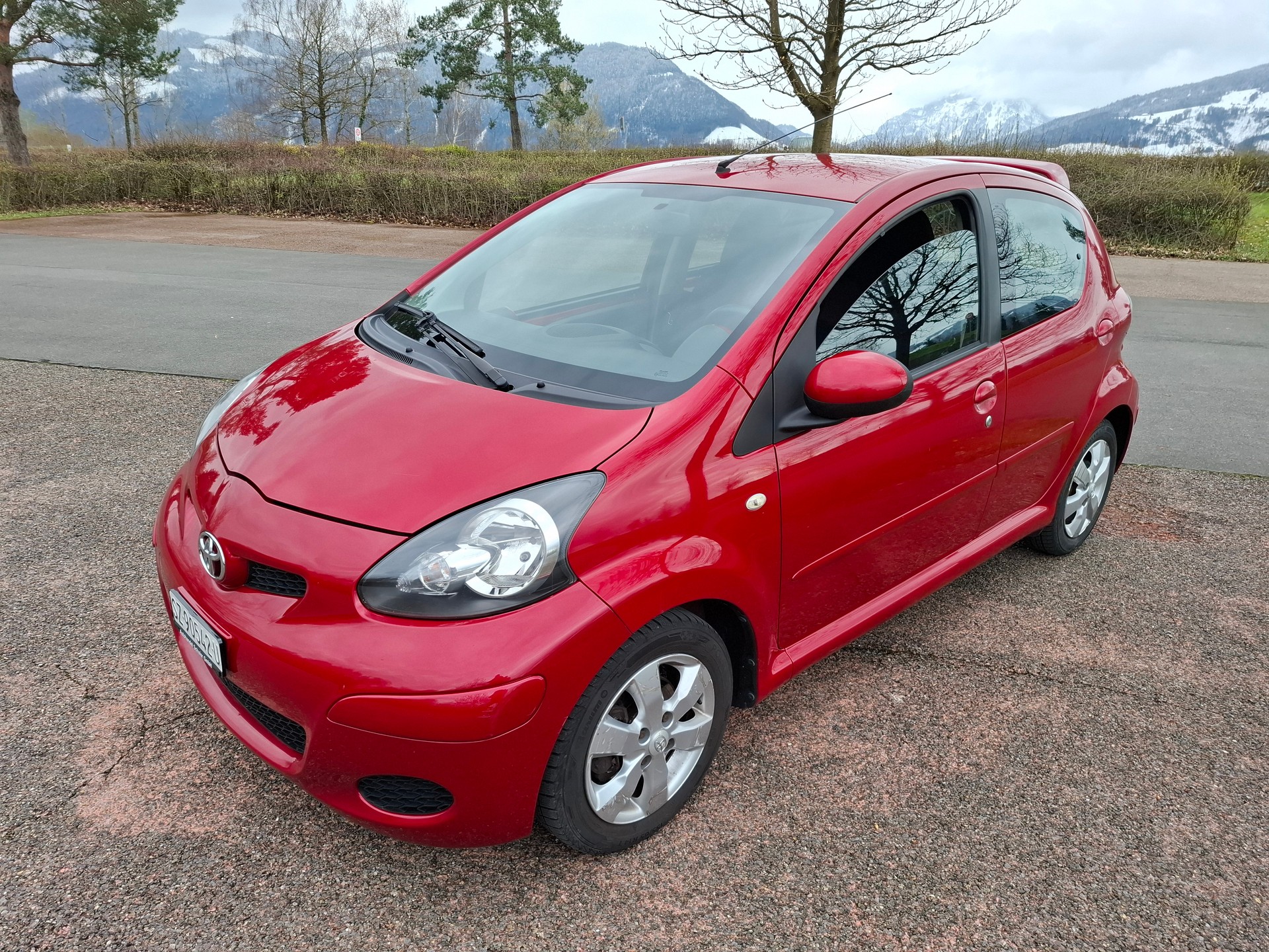 TOYOTA Aygo 1.0 Linea Terra-image-2