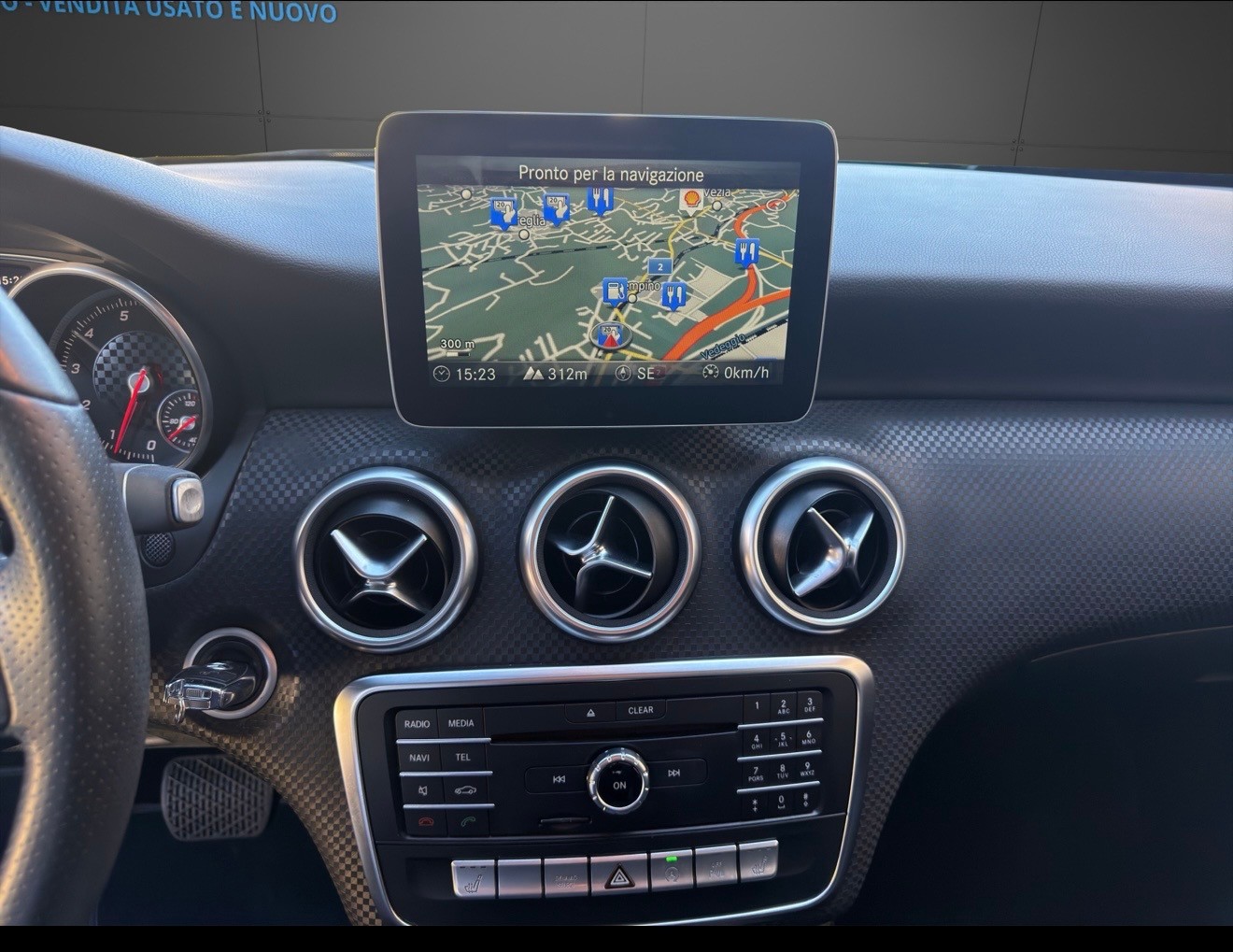 MERCEDES-BENZ A 180 7G-DCT-image-6