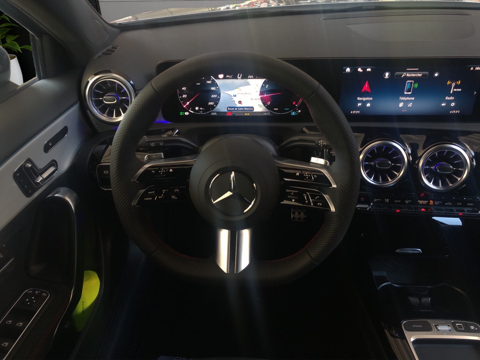 Image MERCEDES-BENZ A-220 A 220 4Matic 8G-DCT